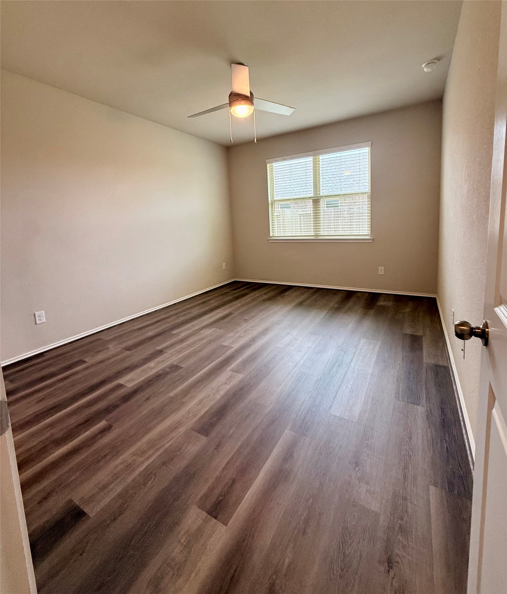 9278 Inland Leather Lane Property Photo 18