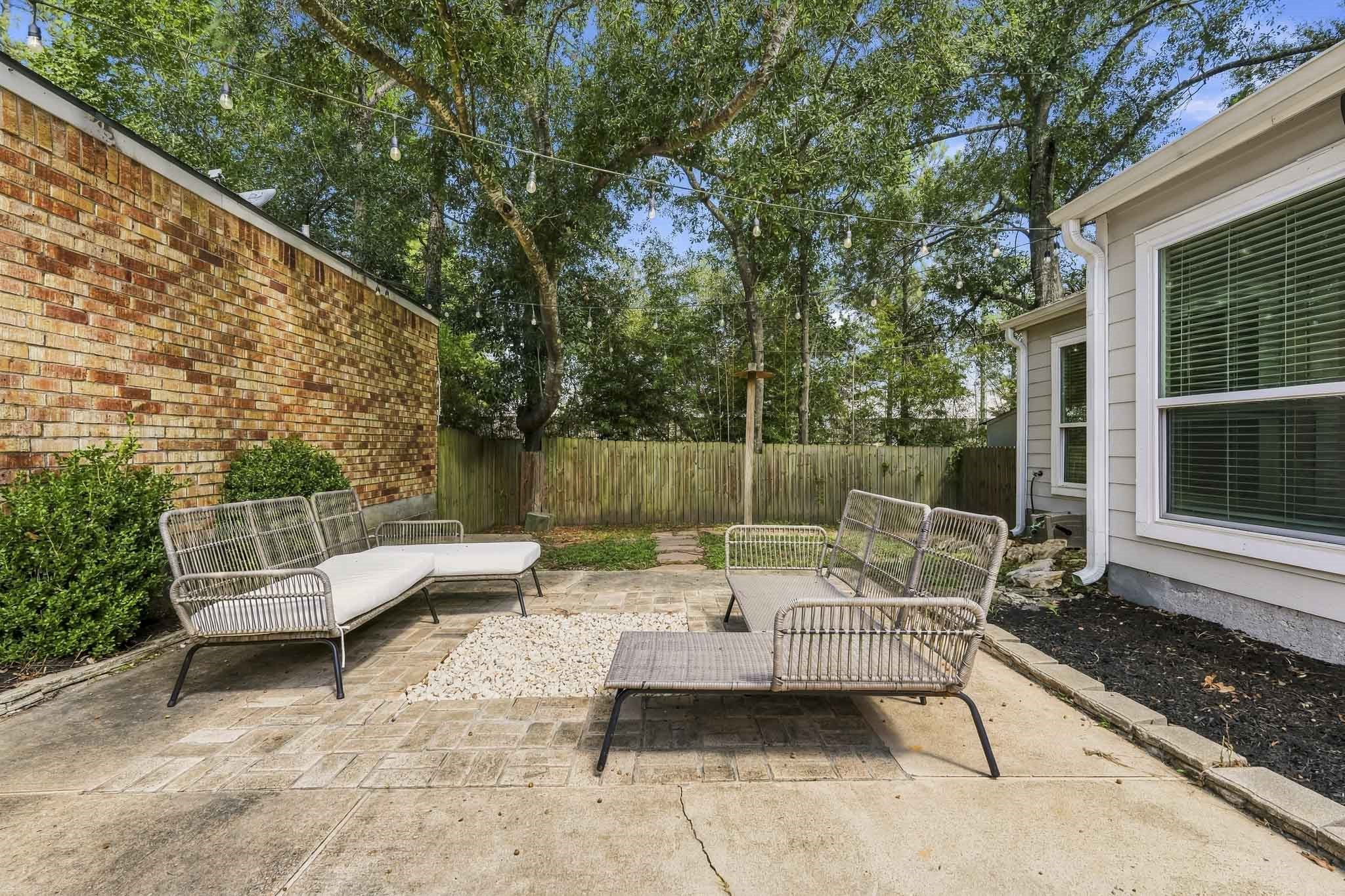 69 Wind Whisper Court Property Photo 16