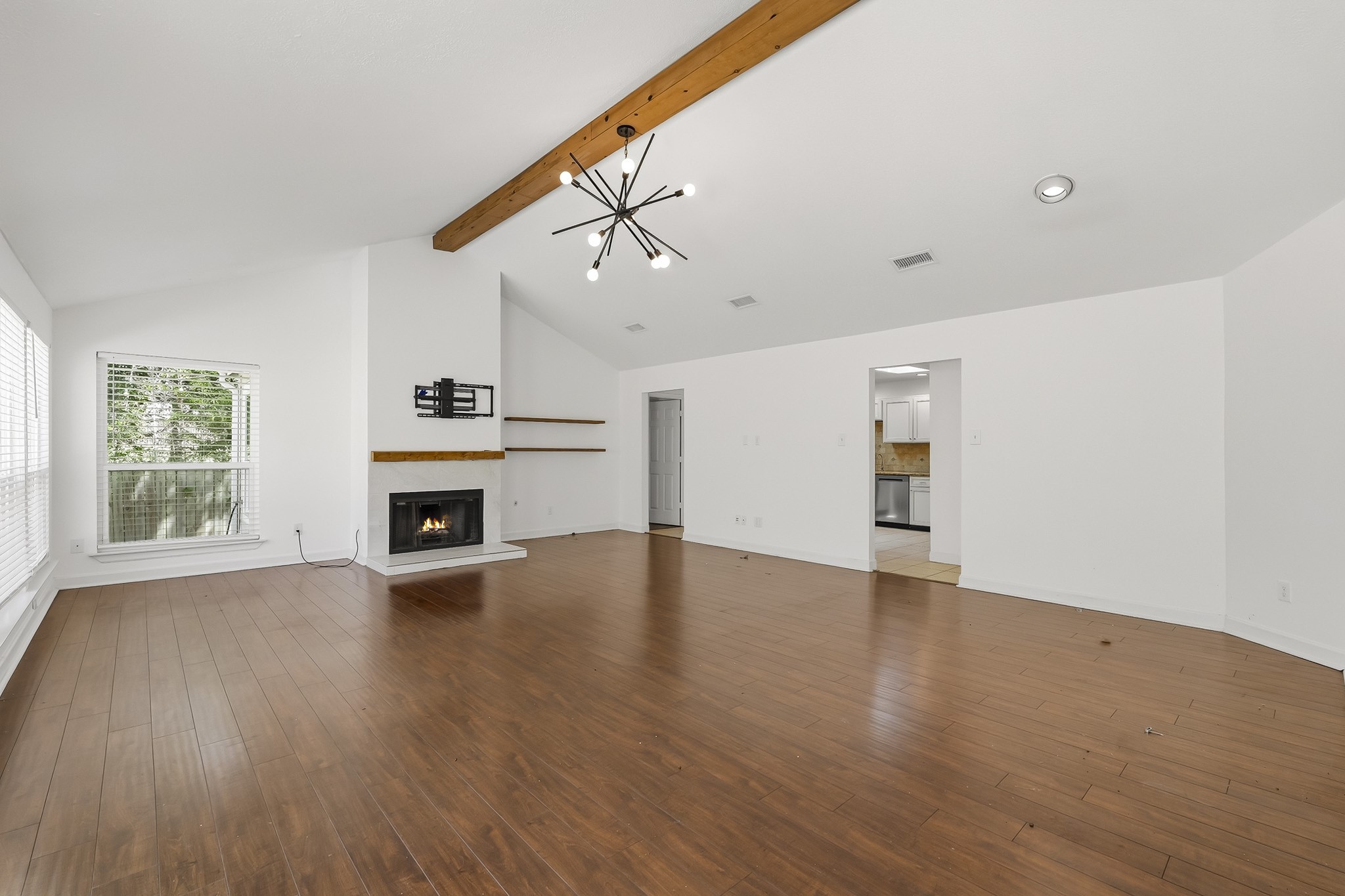 69 Wind Whisper Court Property Photo 17