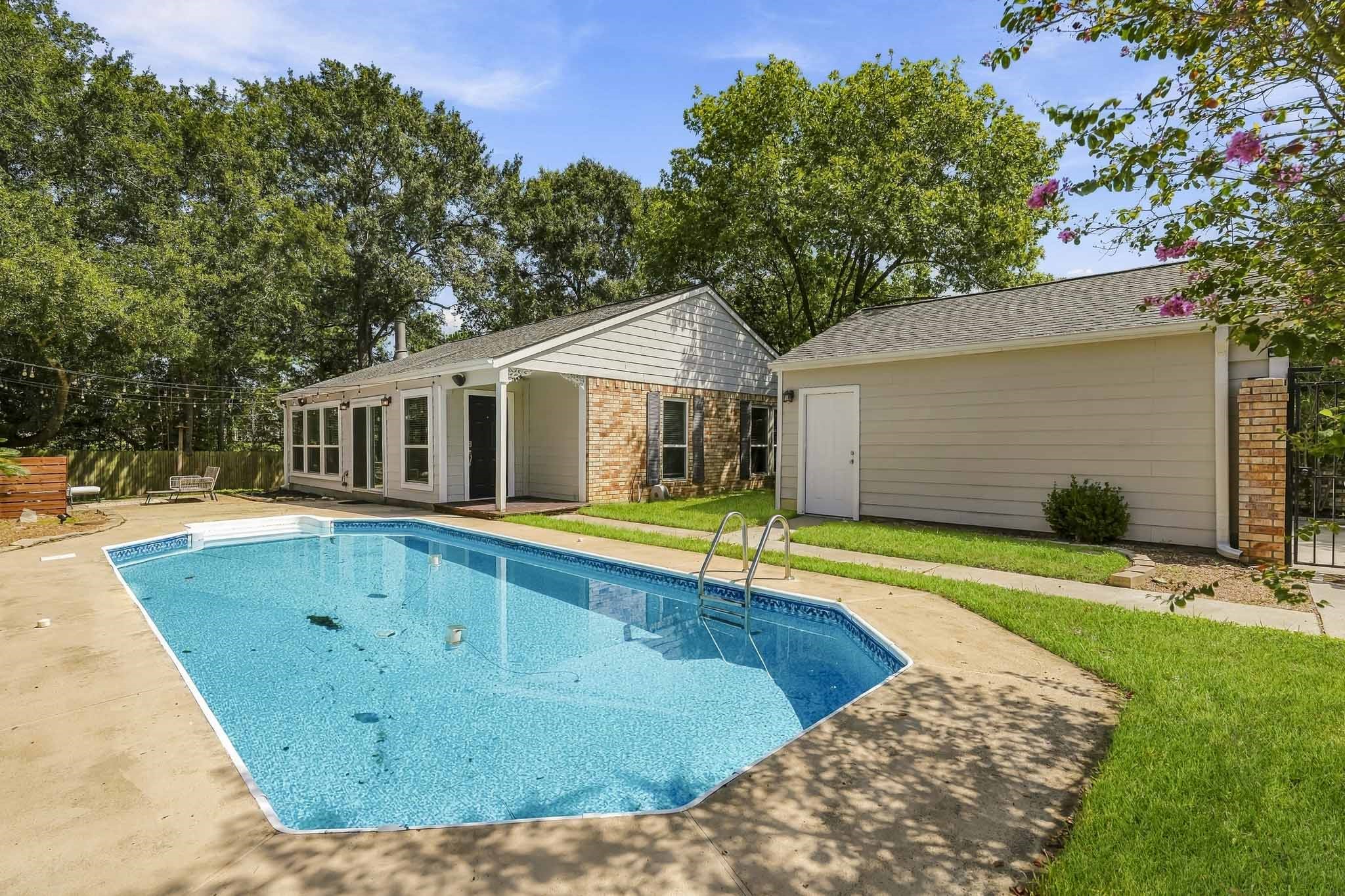 69 Wind Whisper Court Property Photo 24