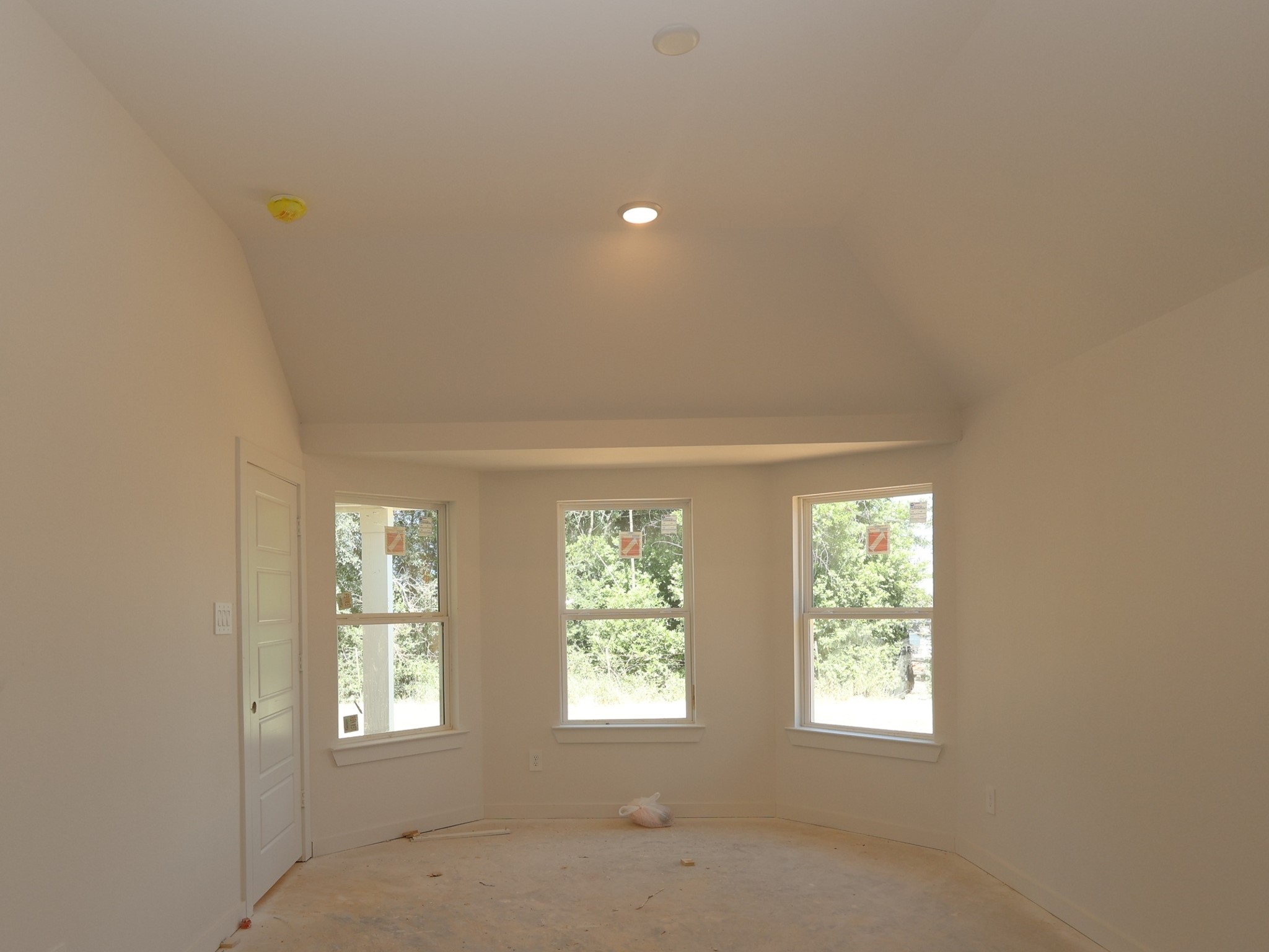 985 Garden Path Drive Property Photo 6