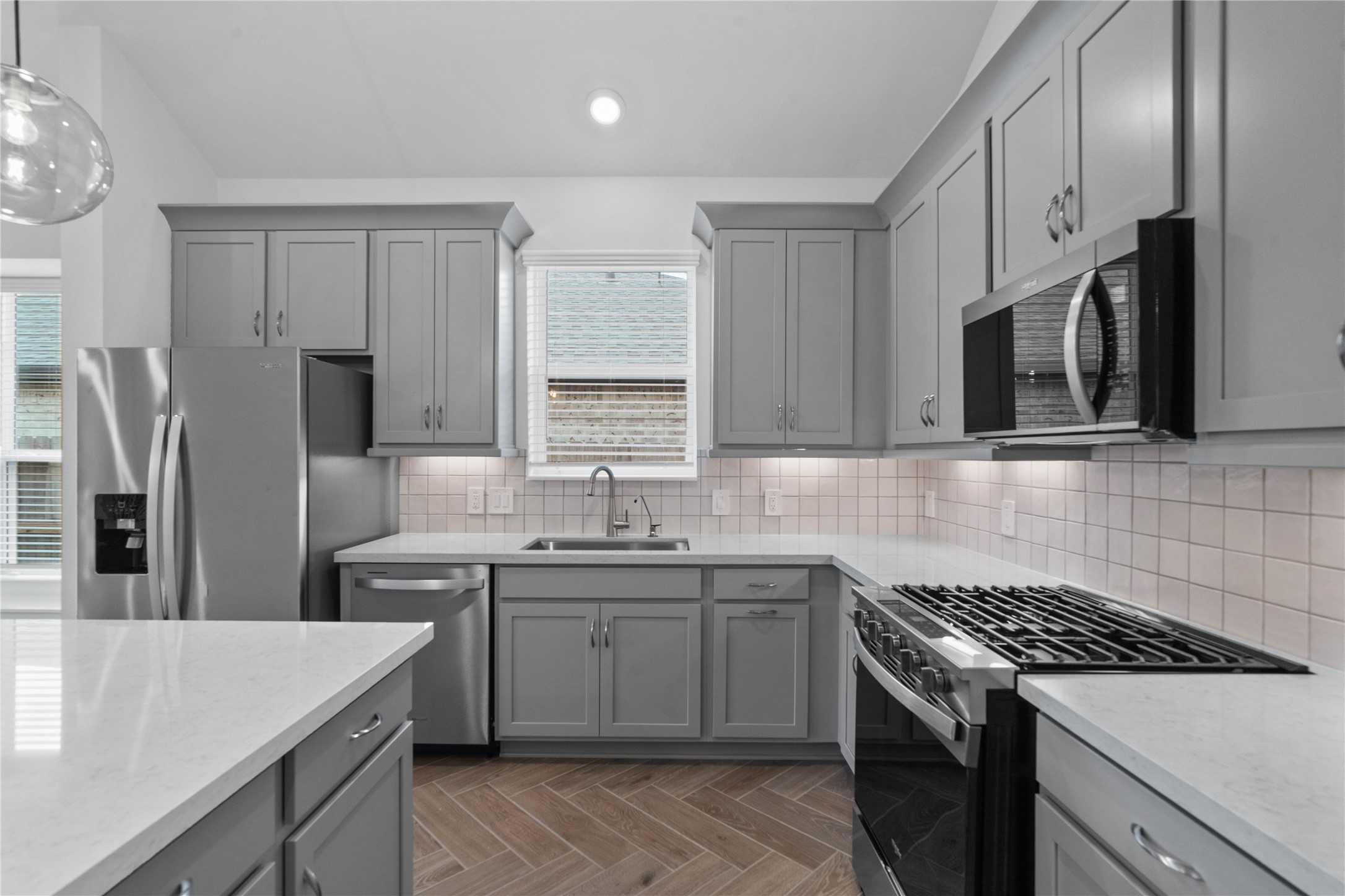 20811 Pomegranate Glen Court Property Photo 11