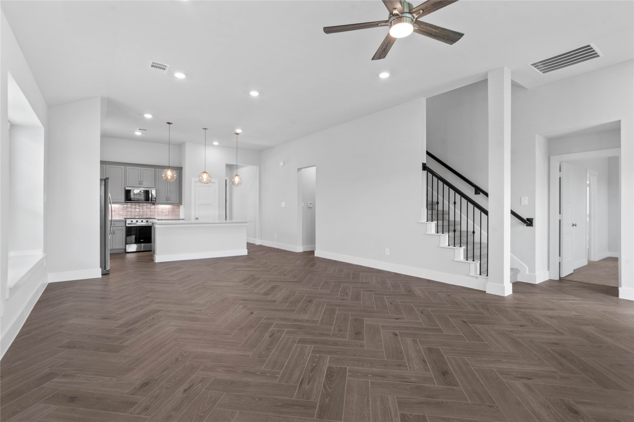20811 Pomegranate Glen Court Property Photo 24
