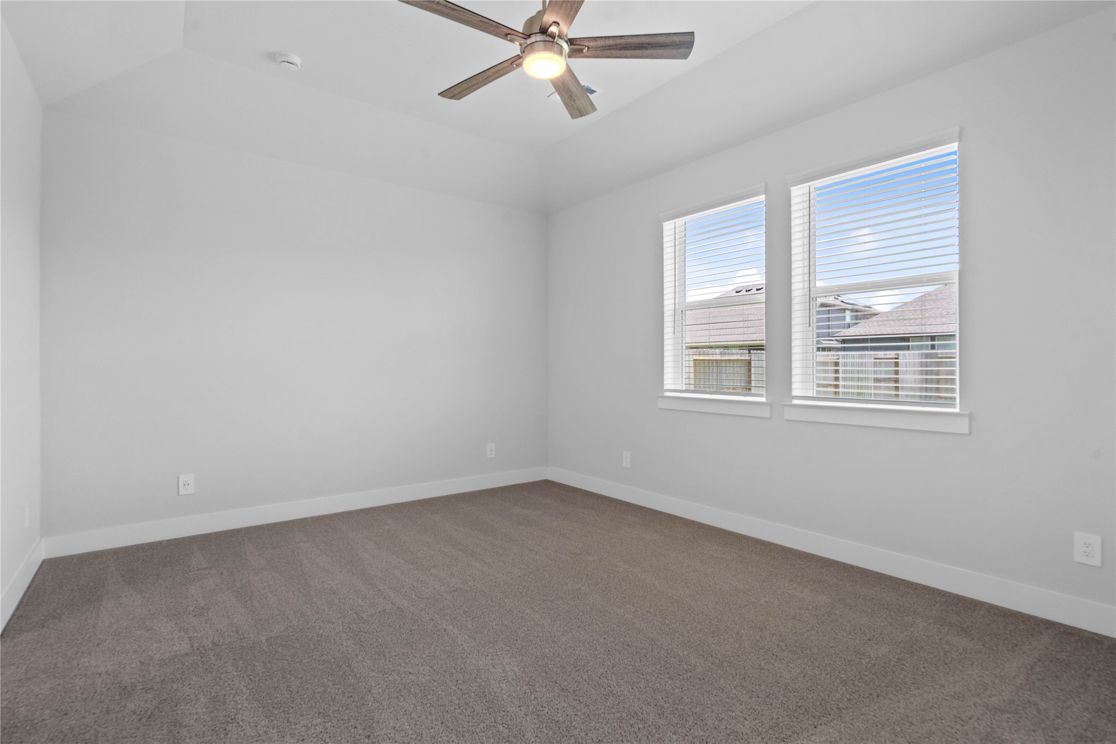 20811 Pomegranate Glen Court Property Photo 25