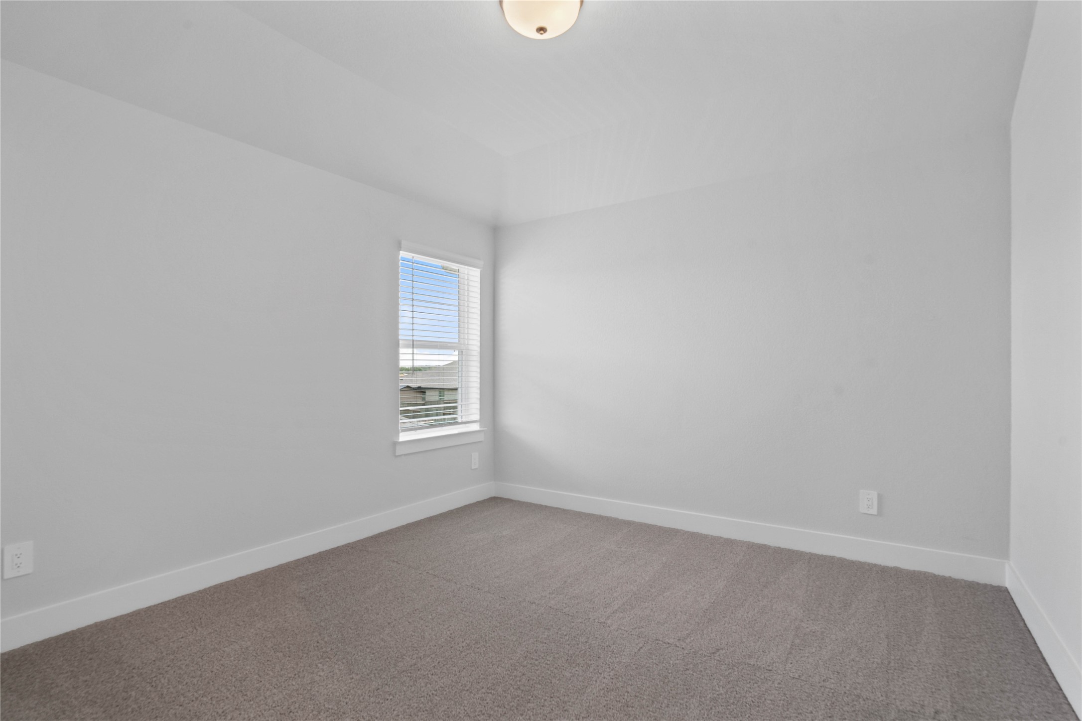 20811 Pomegranate Glen Court Property Photo 38