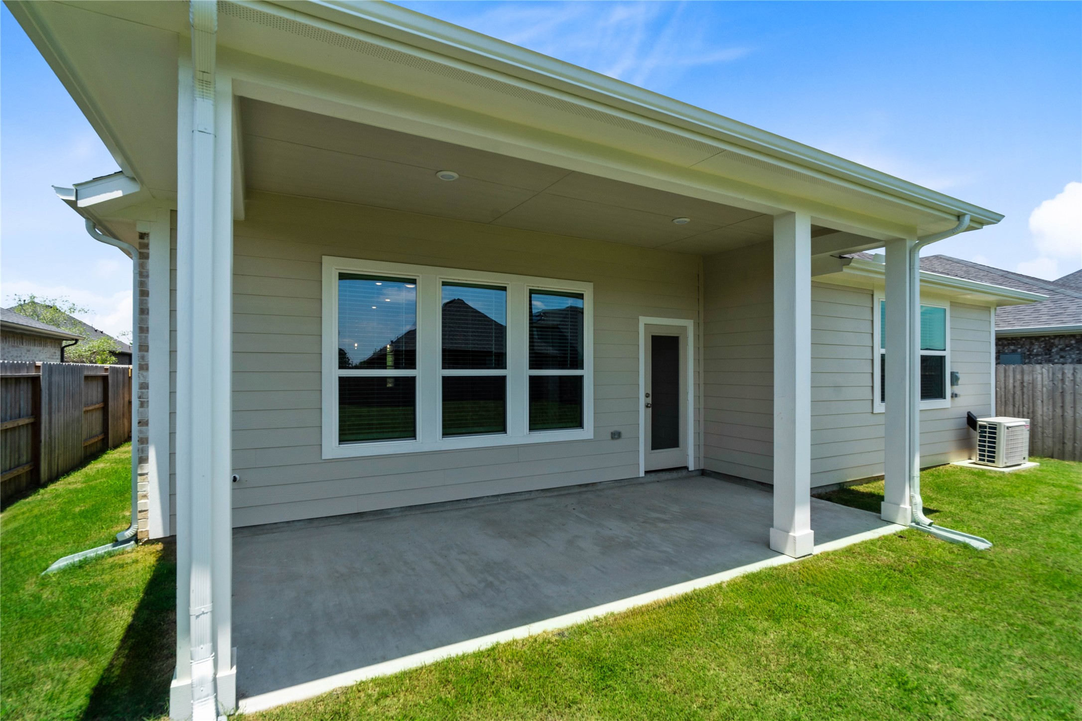 20811 Pomegranate Glen Court Property Photo 40