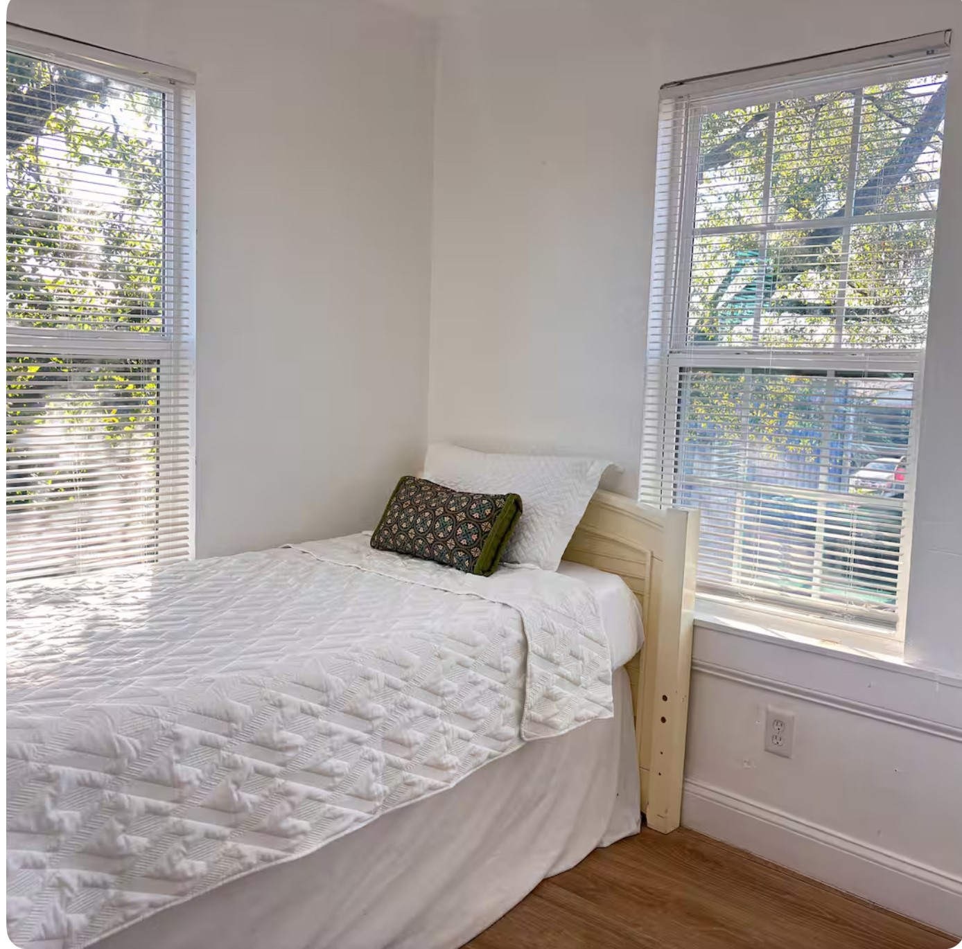 6835 Avenue Q Avenue B Property Photo 5