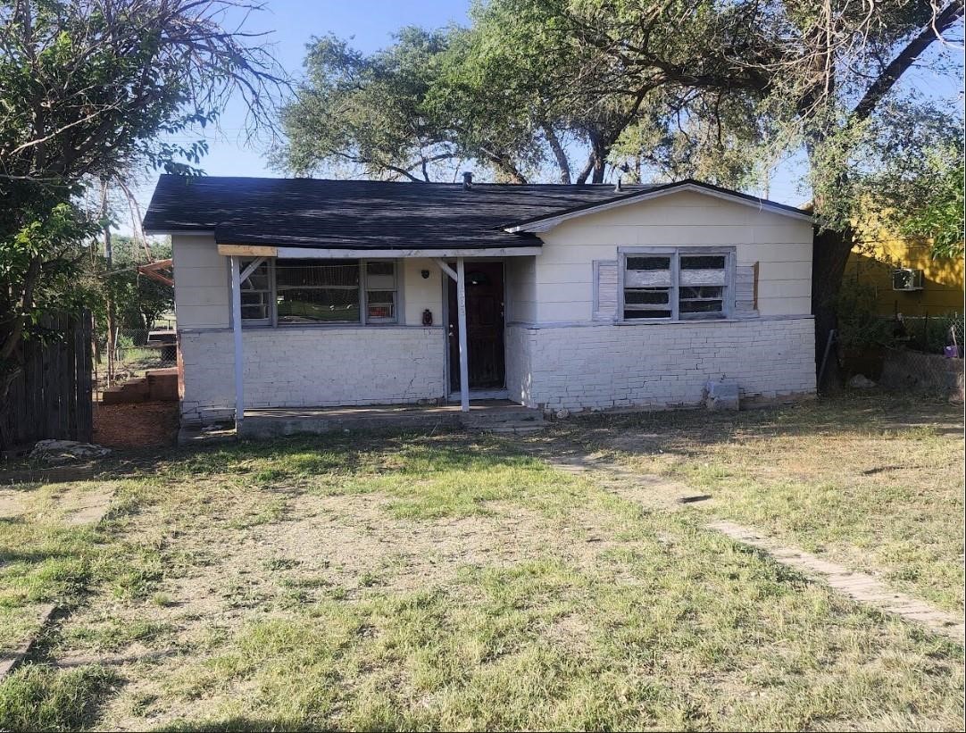 1503 E 8th Street Property Photo 1