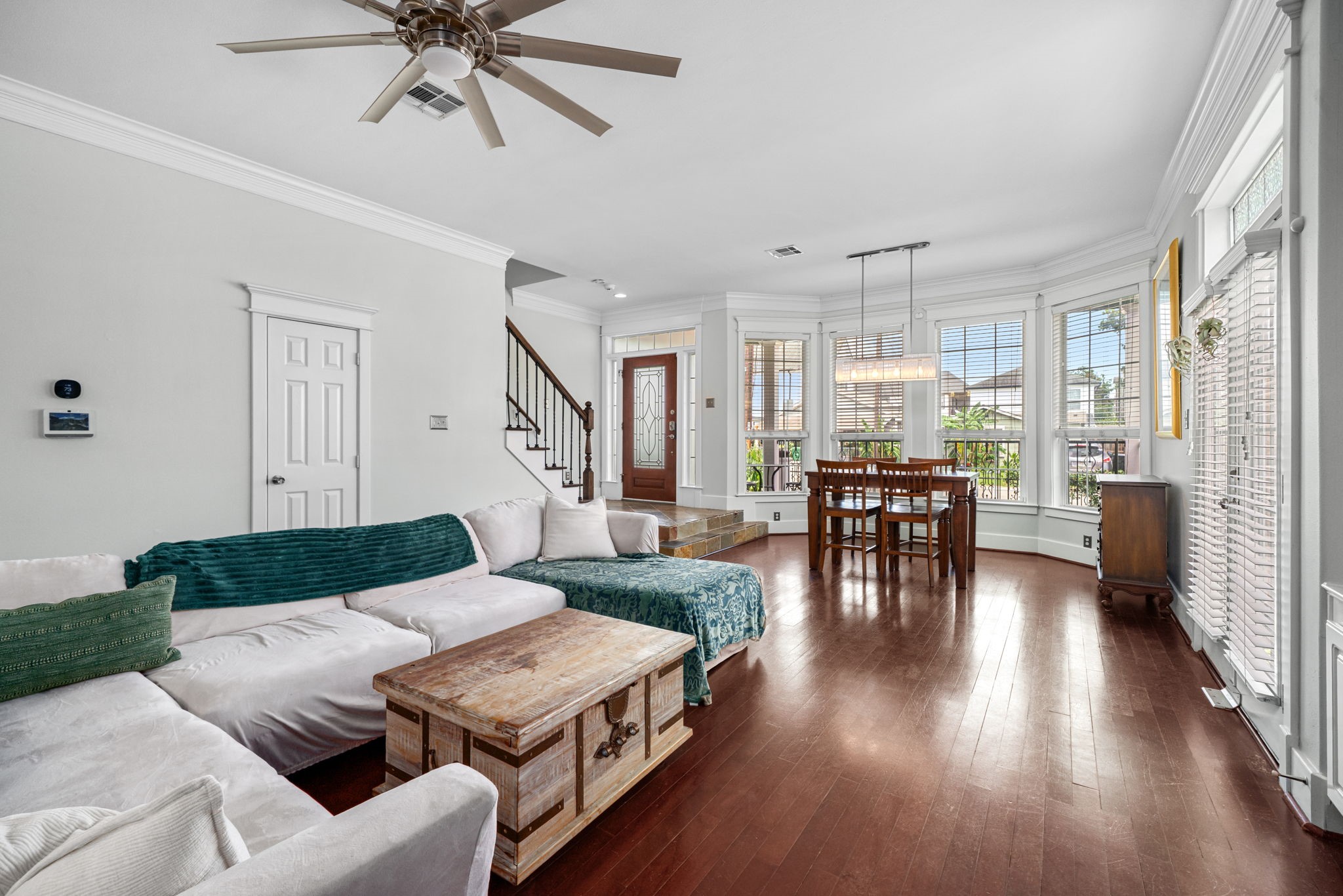 2111 Beall Street Property Photo 9