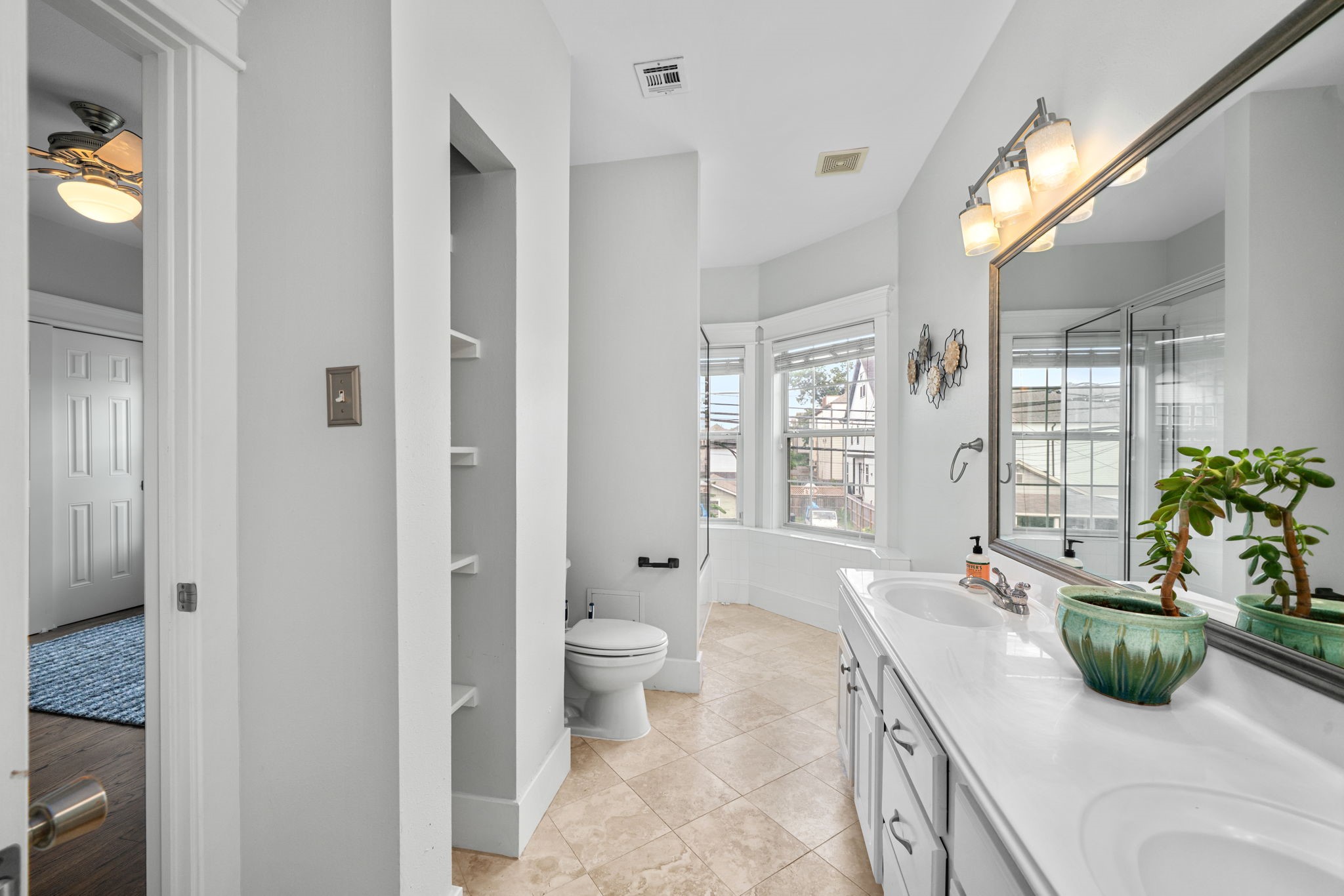 2111 Beall Street Property Photo 24