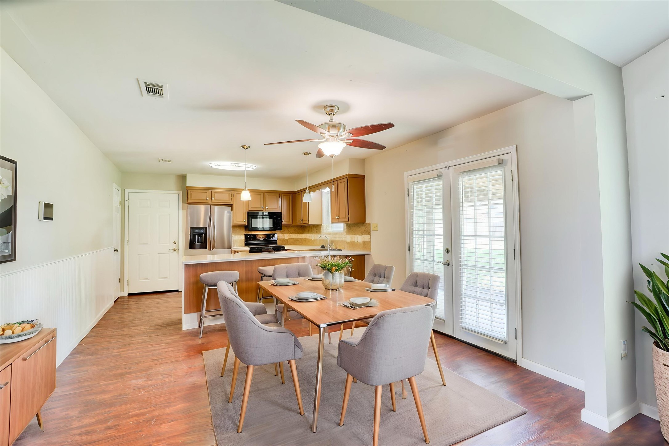 607 Rosewood Drive Property Photo 10