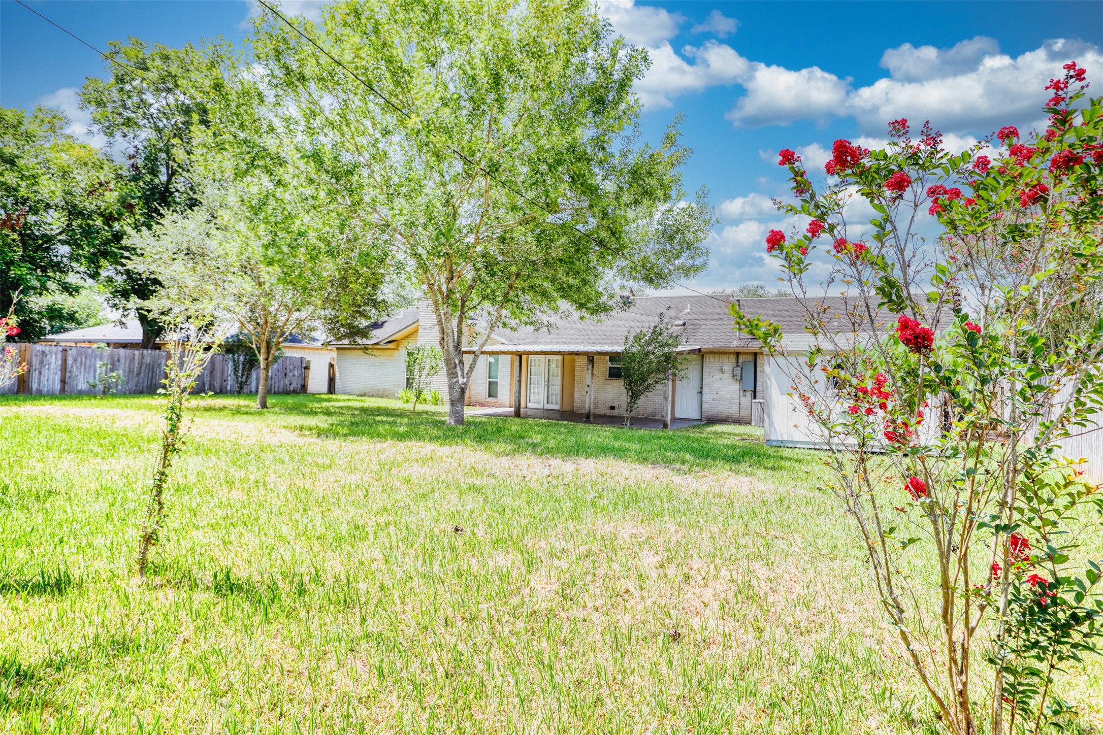 607 Rosewood Drive Property Photo 17
