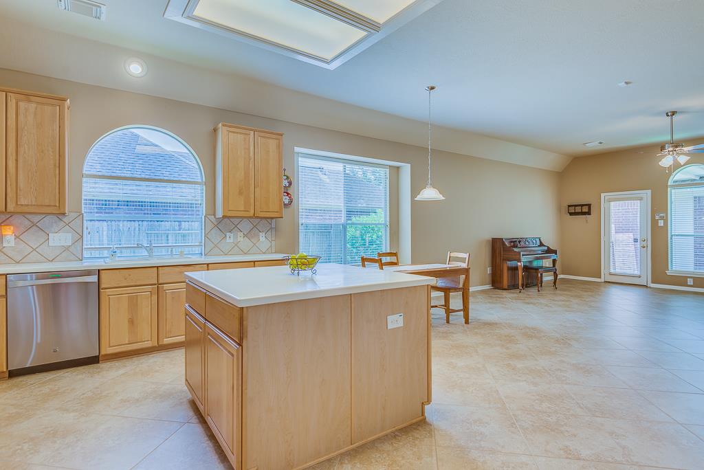 3208 Sumac Drive Property Photo 14
