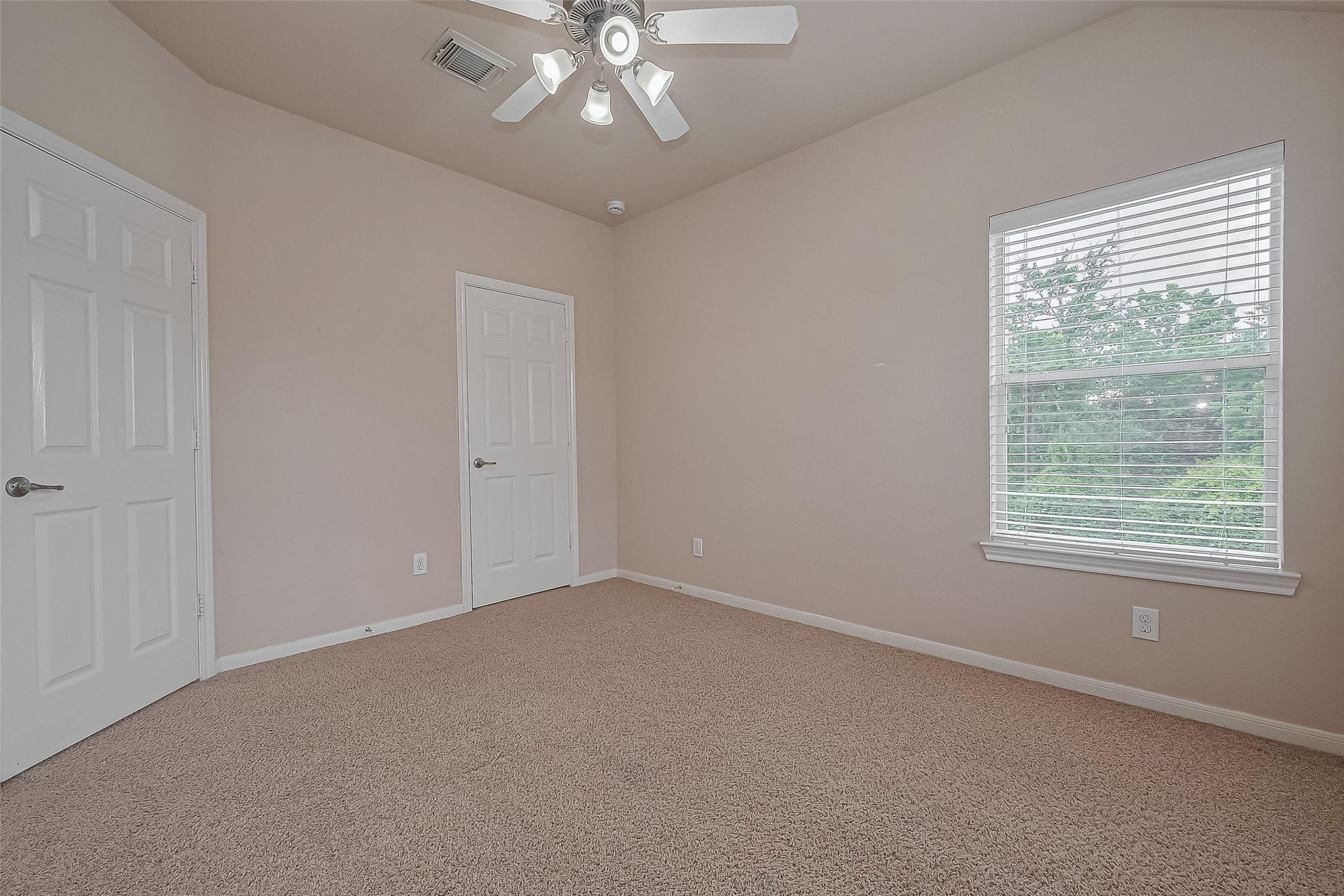 15 Wenoah Place Property Photo 23