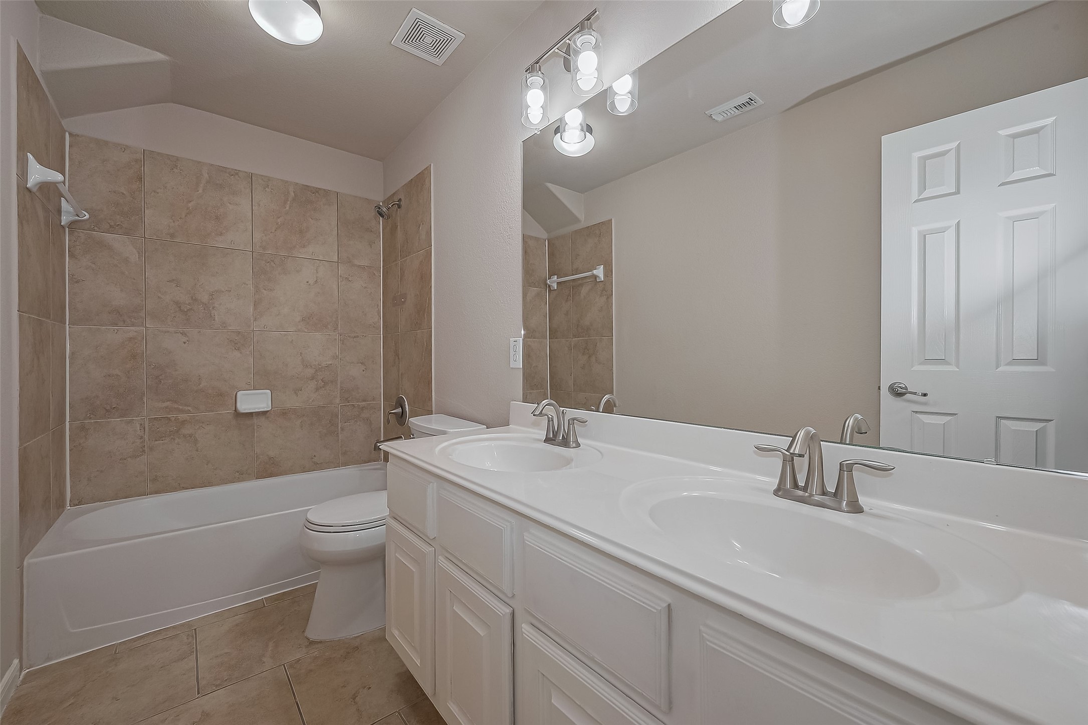 15 Wenoah Place Property Photo 24