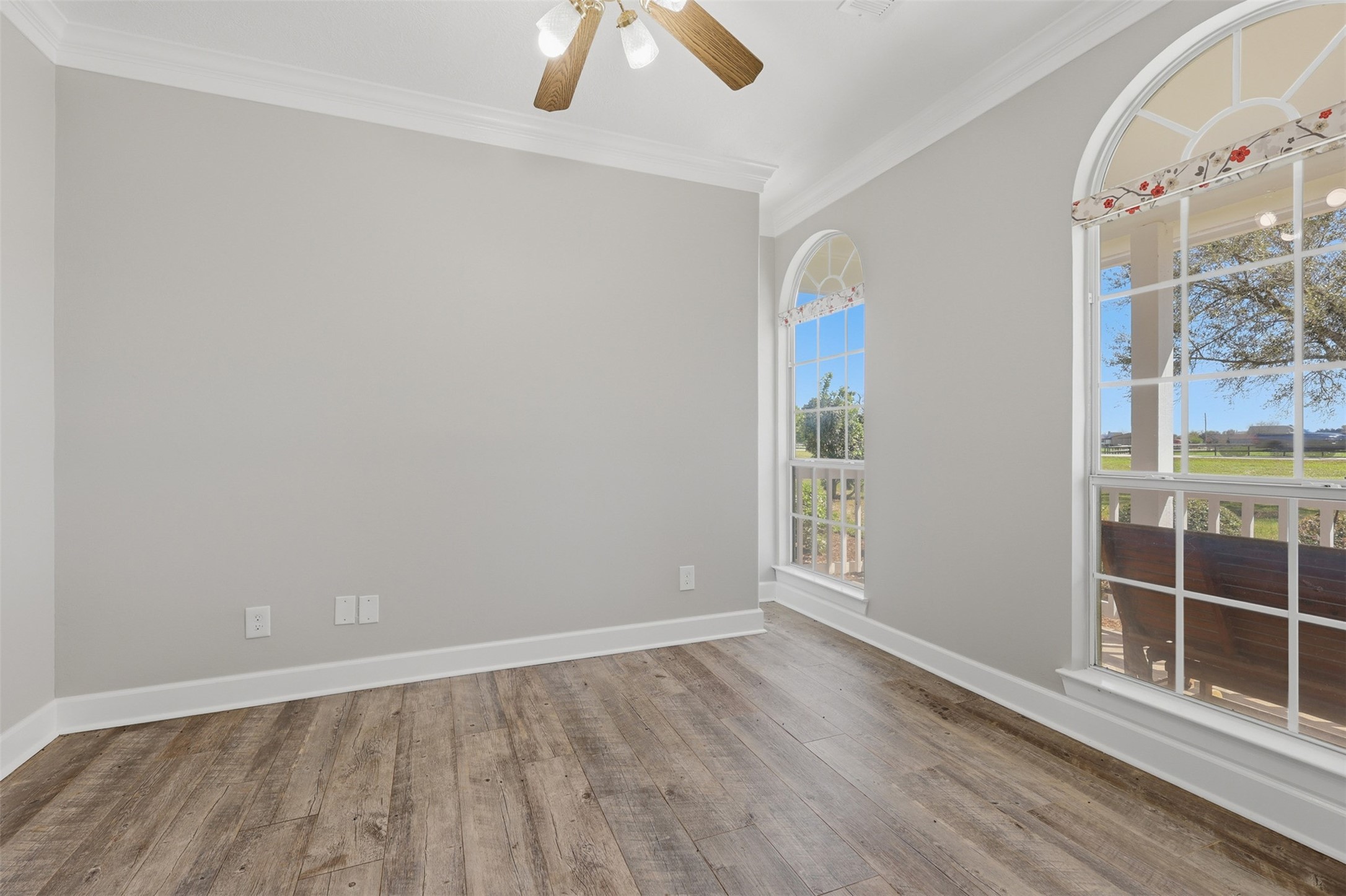 3232 Blue Grass Drive Property Photo 18