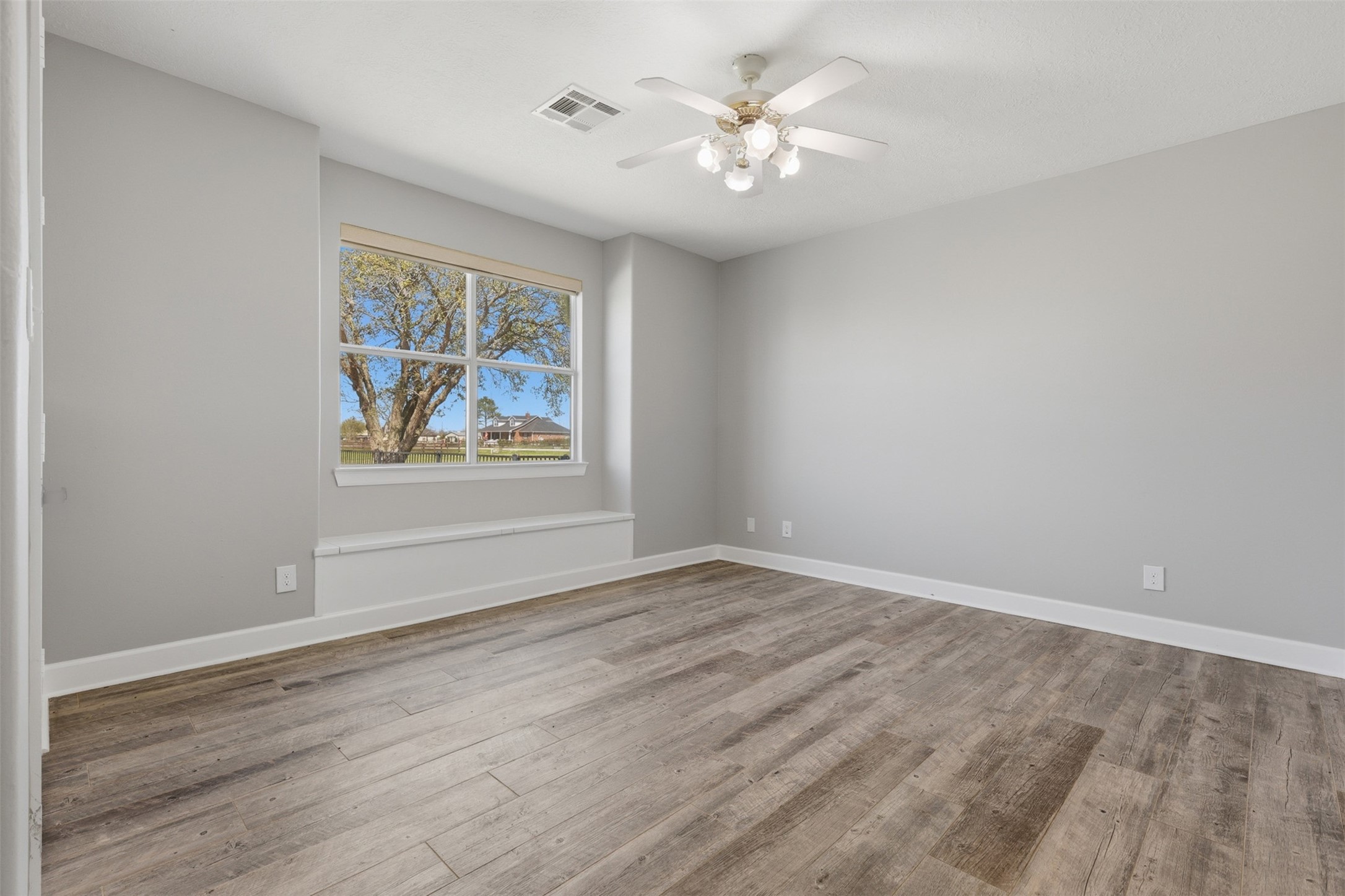 3232 Blue Grass Drive Property Photo 24