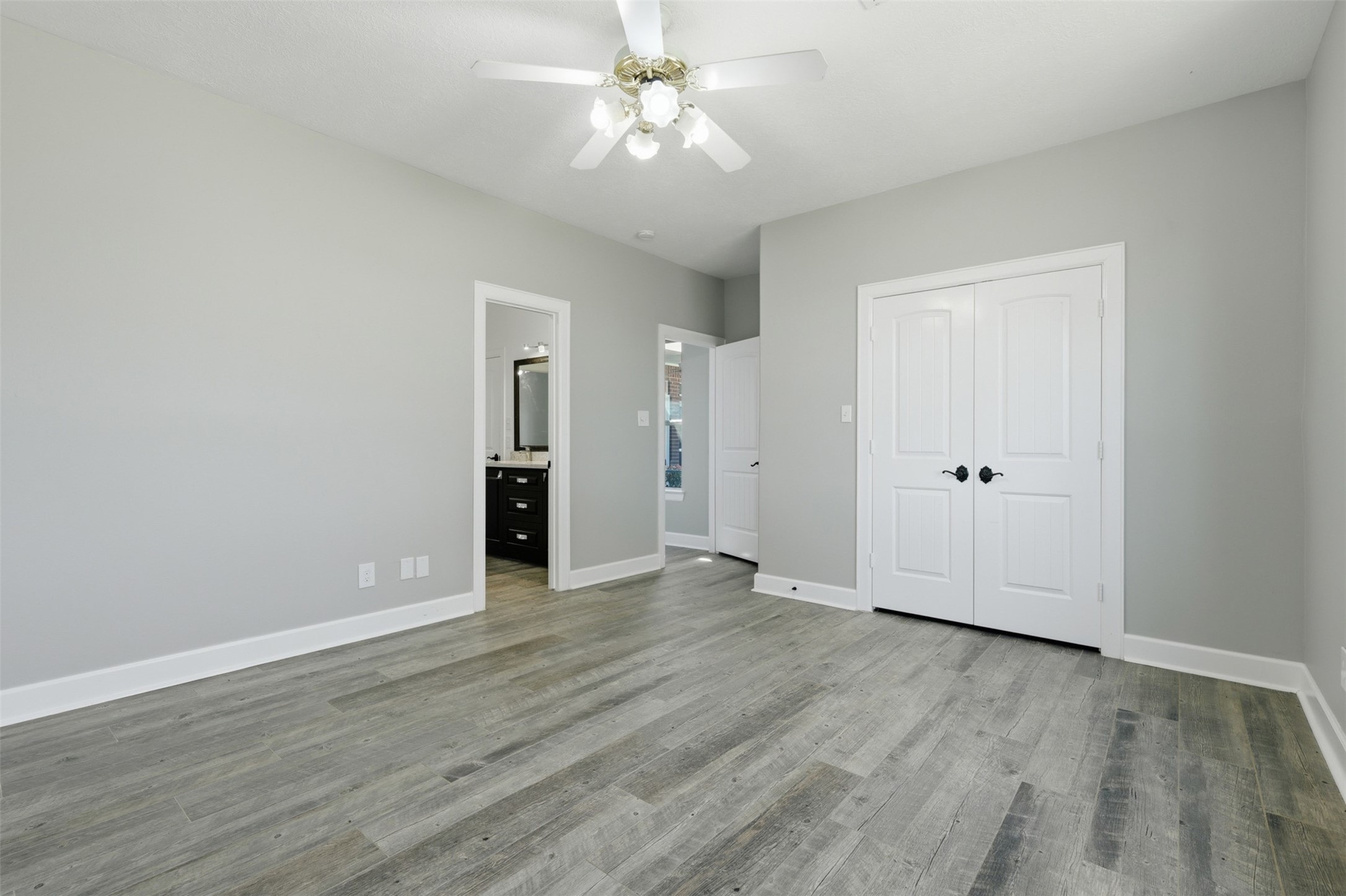 3232 Blue Grass Drive Property Photo 25