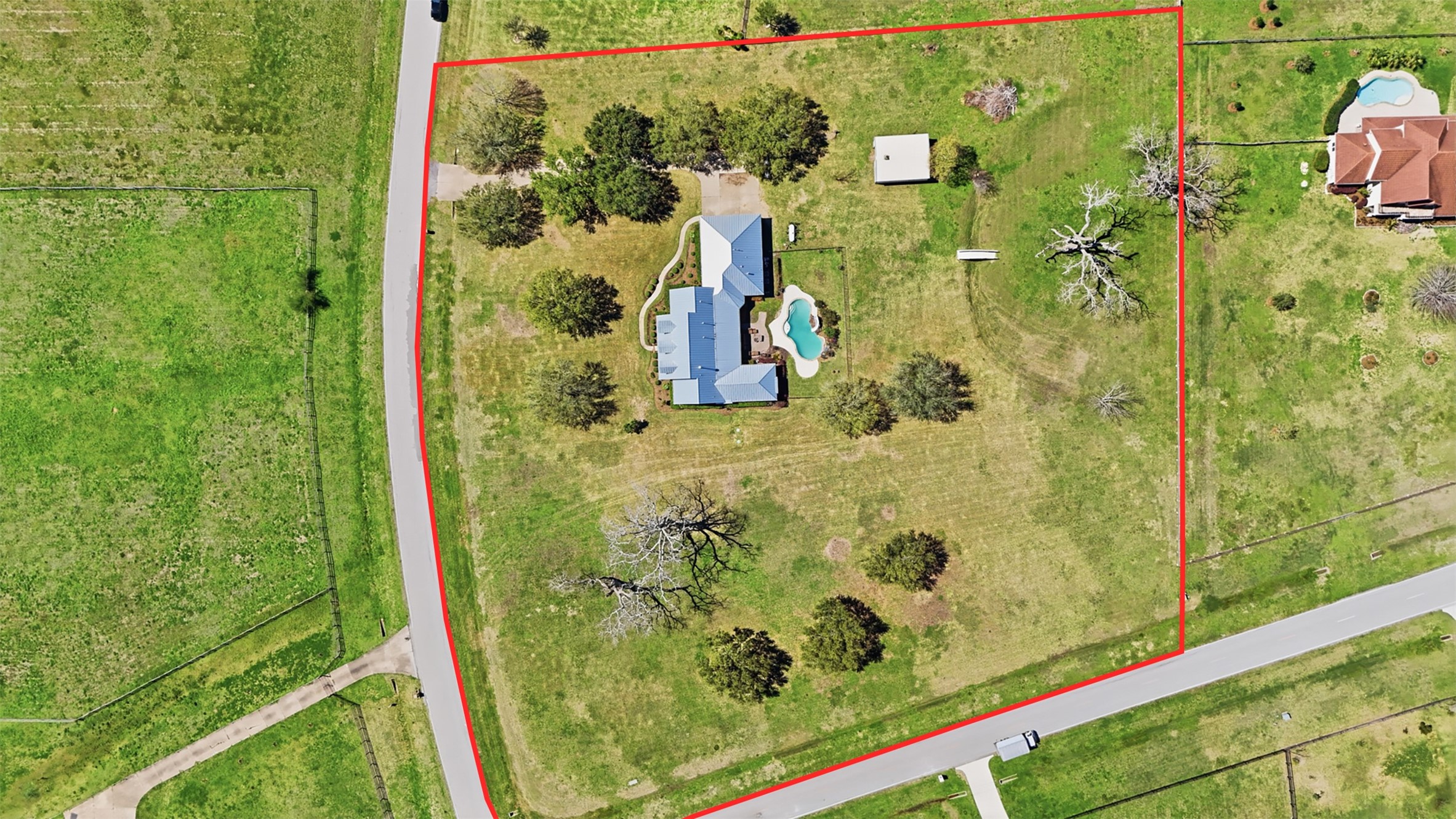 3232 Blue Grass Drive Property Photo 48