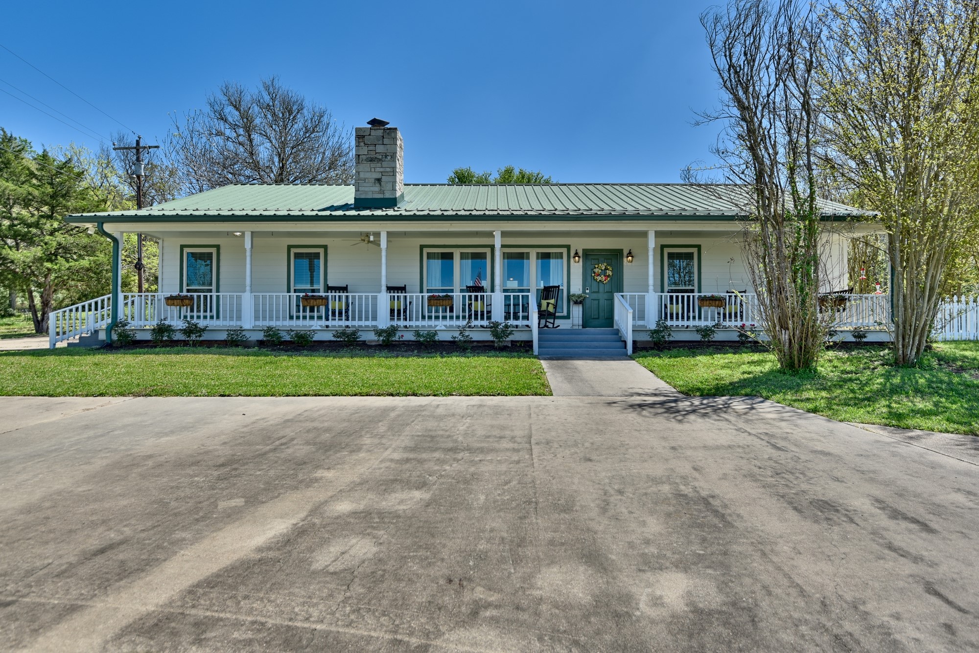 17369 Fm 362 Property Photo