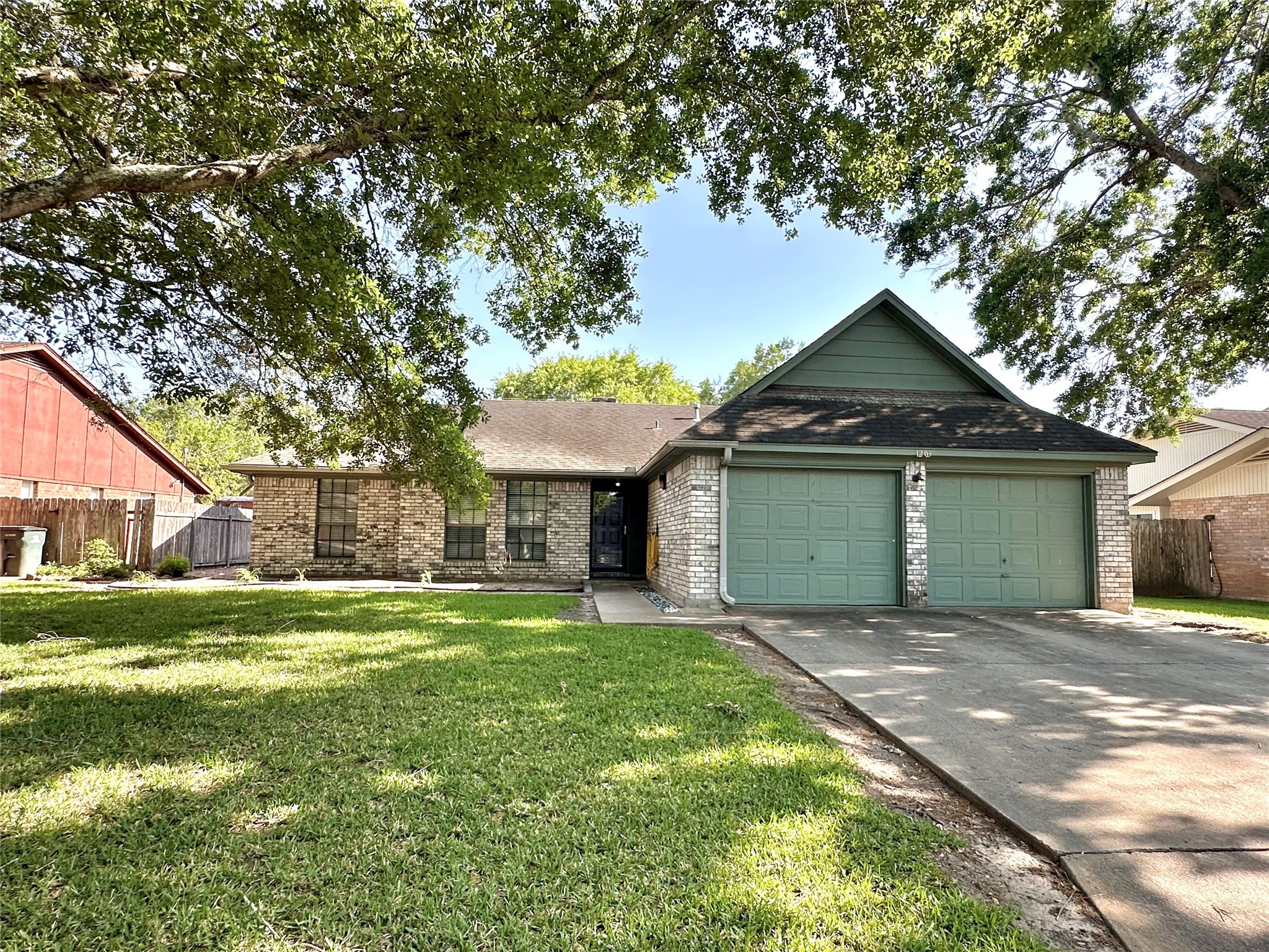 1203 Edgebrook Drive Property Photo 1
