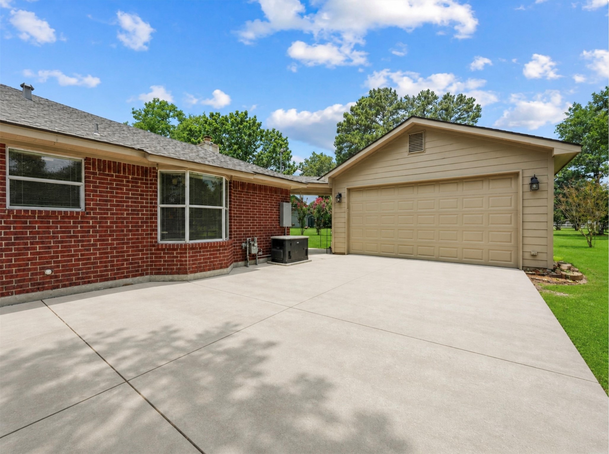 17010 Cypress Knee Drive Property Photo 6
