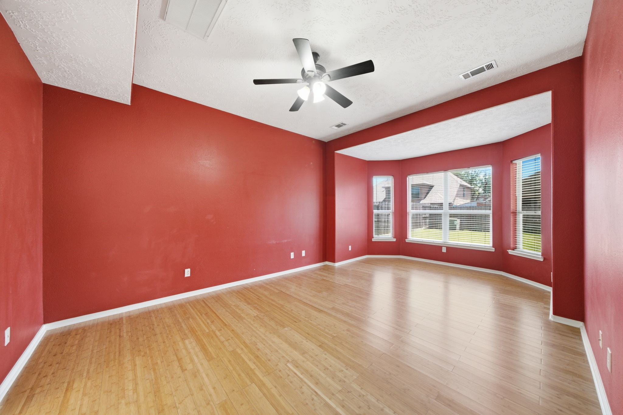 1621 N Yellowstone Drive Property Photo 16