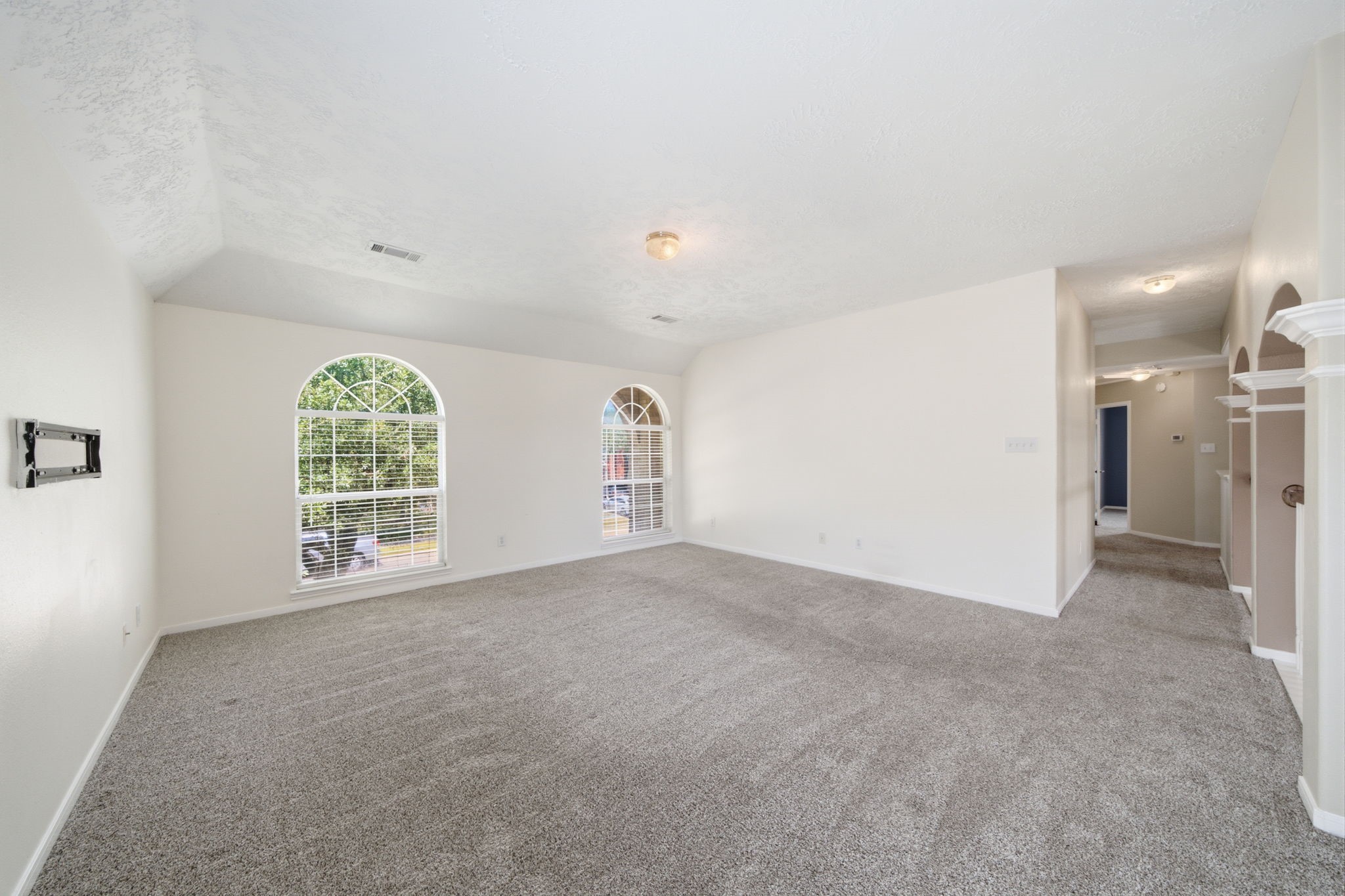 1621 N Yellowstone Drive Property Photo 20