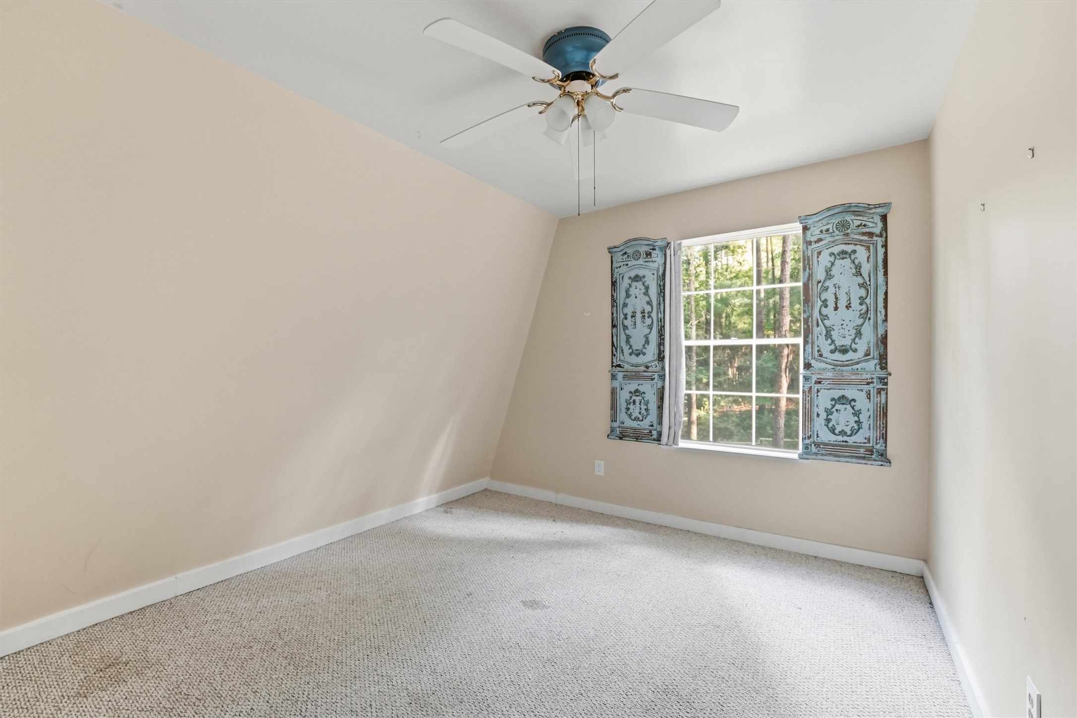 76 Corkwood Road Property Photo 28