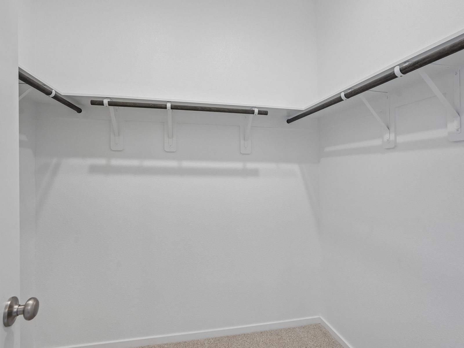 1027 Cedar Place Lane Property Photo 10