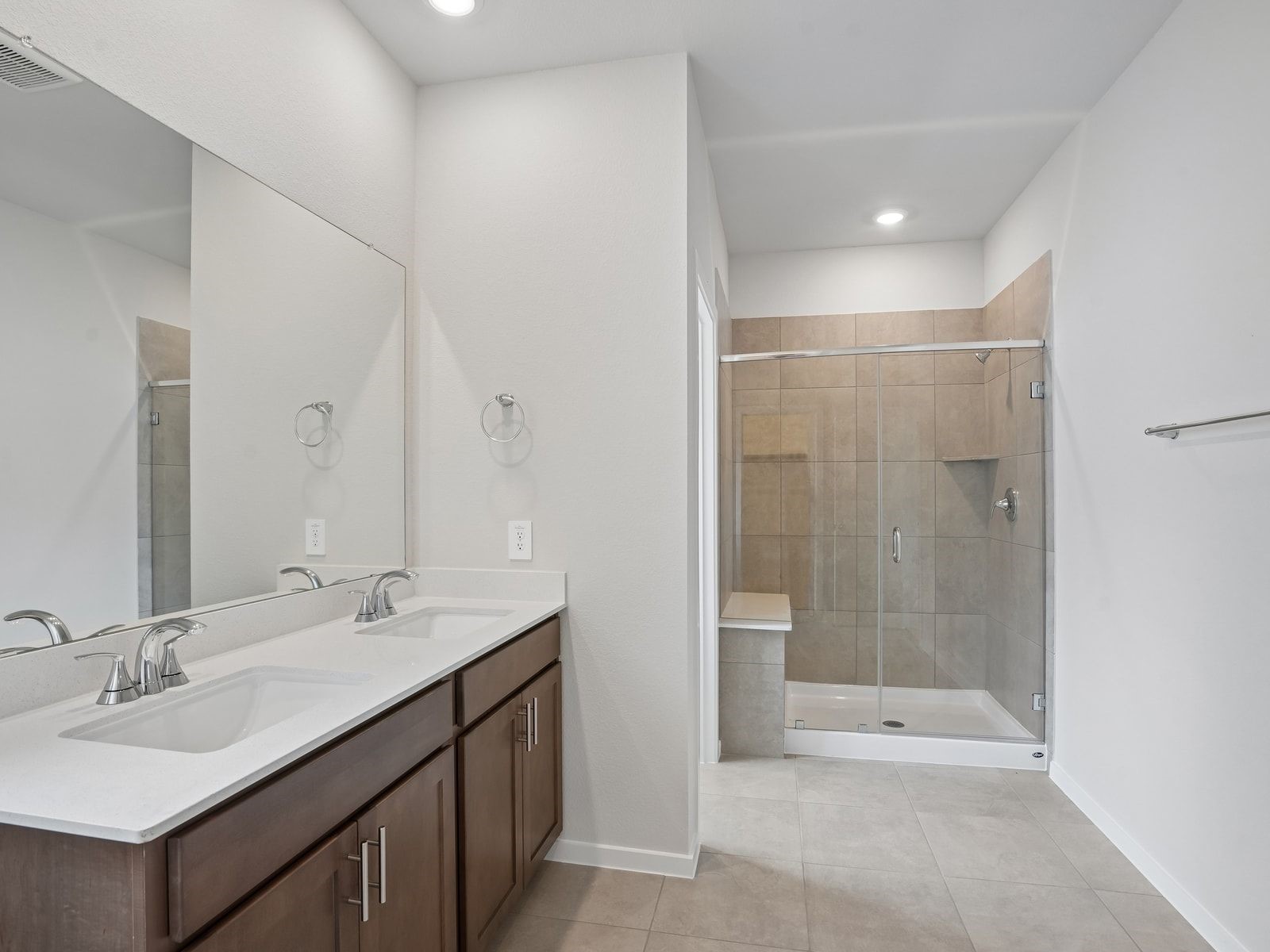 1027 Cedar Place Lane Property Photo 24
