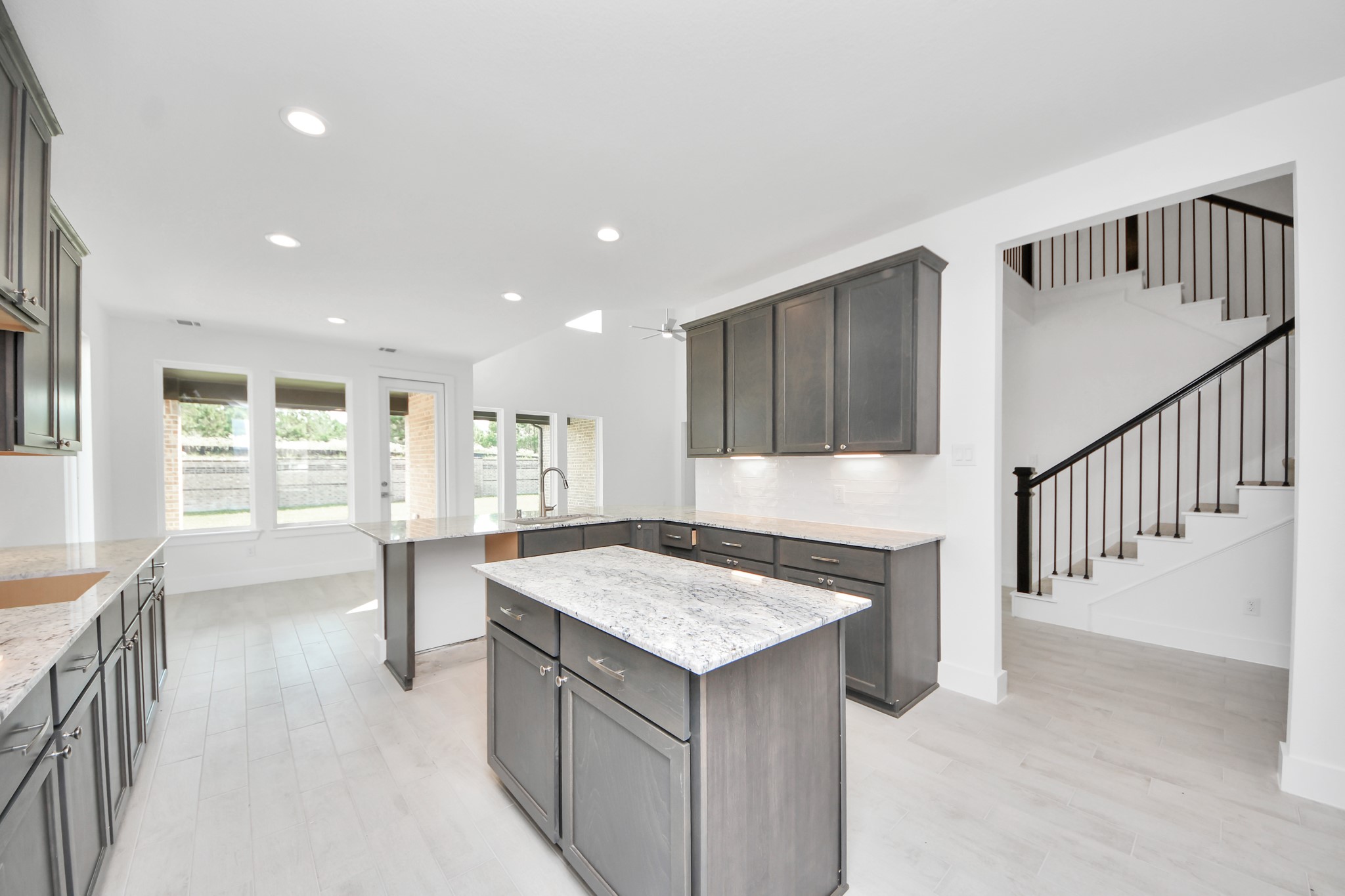 2101 Corn Thistle Way Property Photo 11