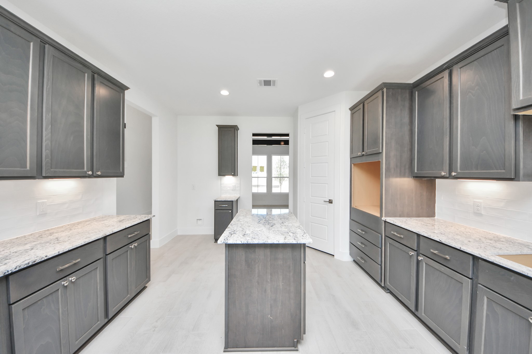 2101 Corn Thistle Way Property Photo 15