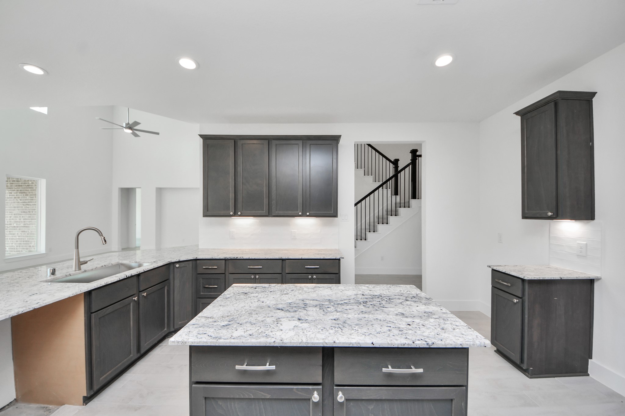 2101 Corn Thistle Way Property Photo 18