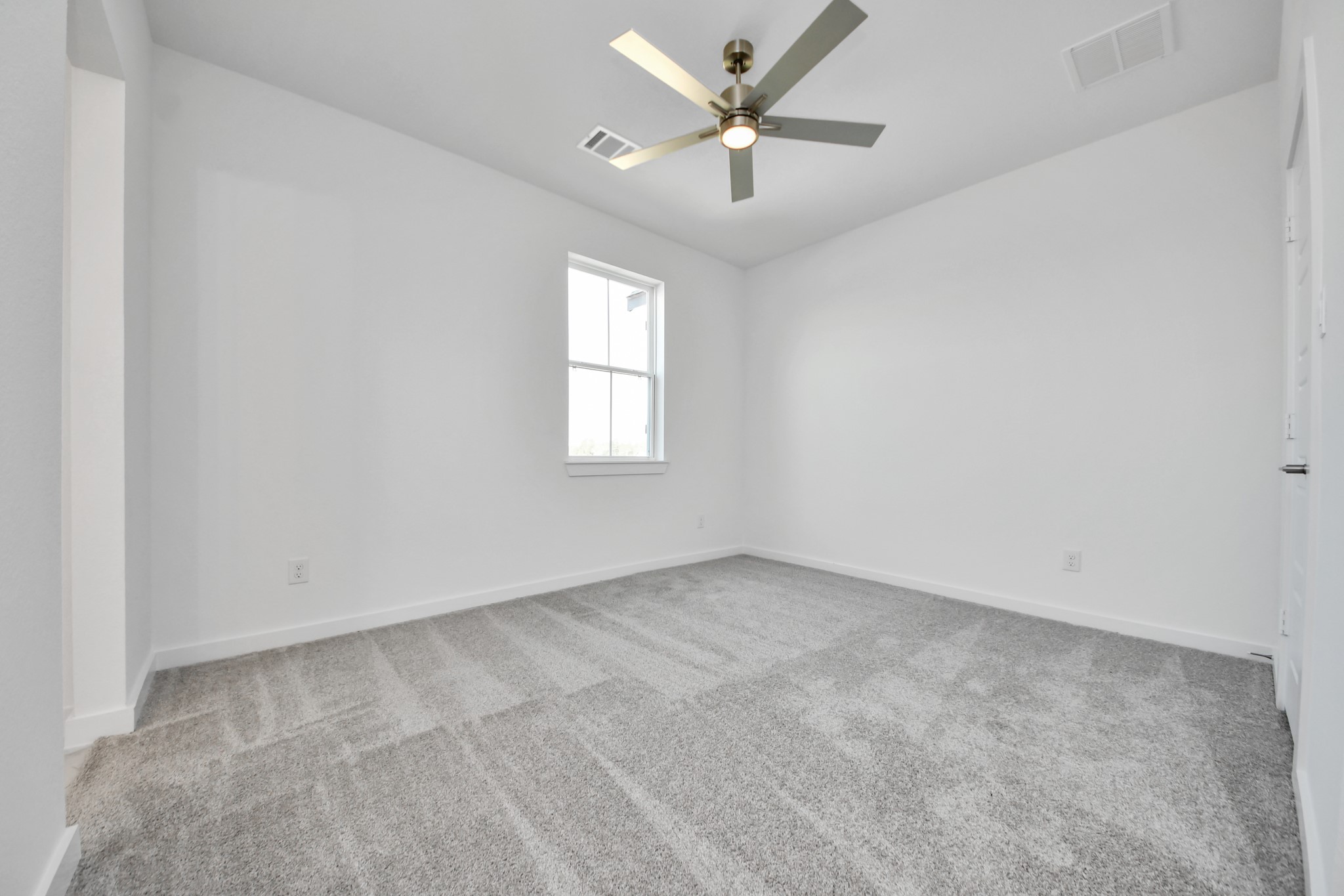 2101 Corn Thistle Way Property Photo 31