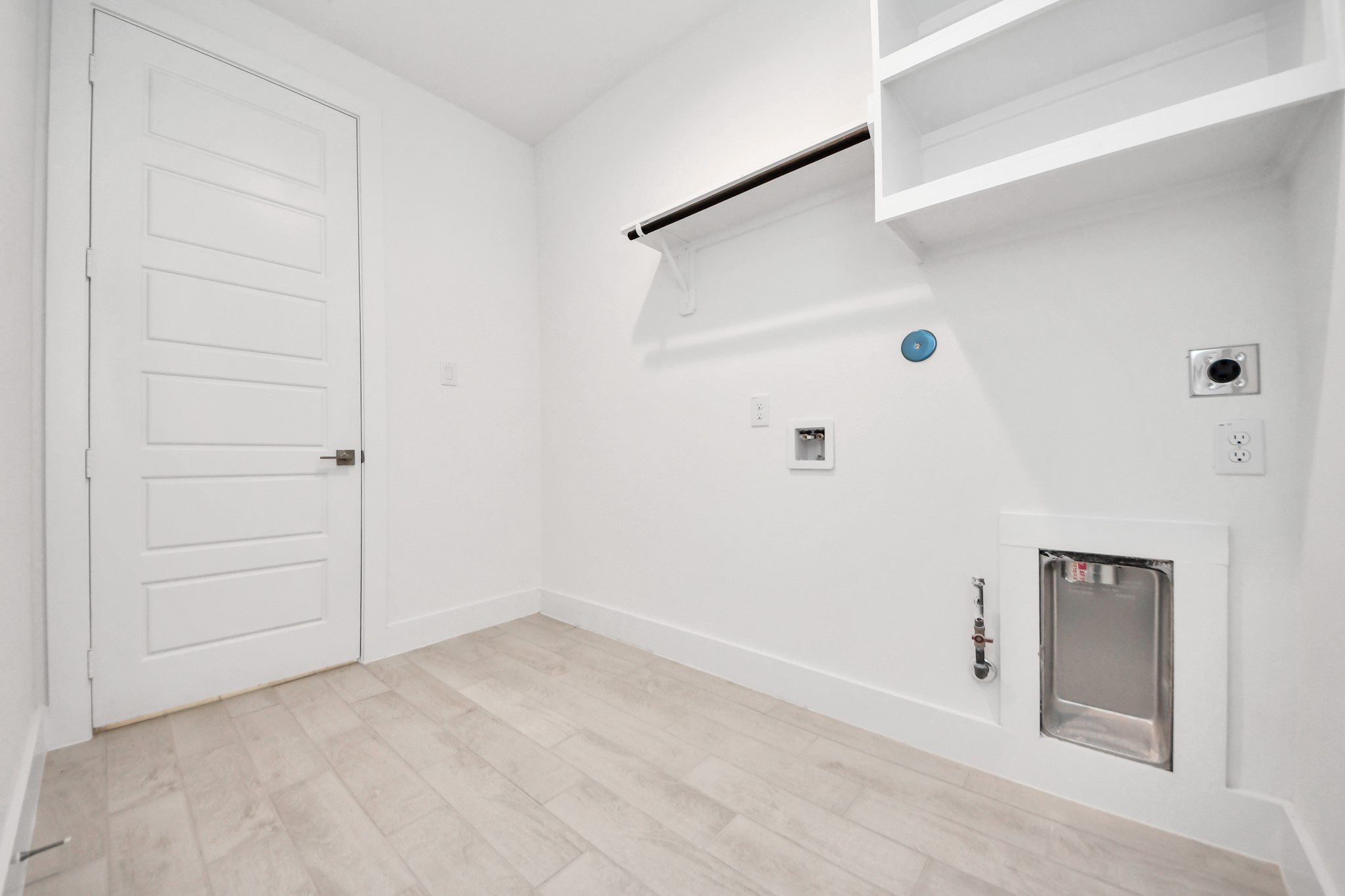 2101 Corn Thistle Way Property Photo 43