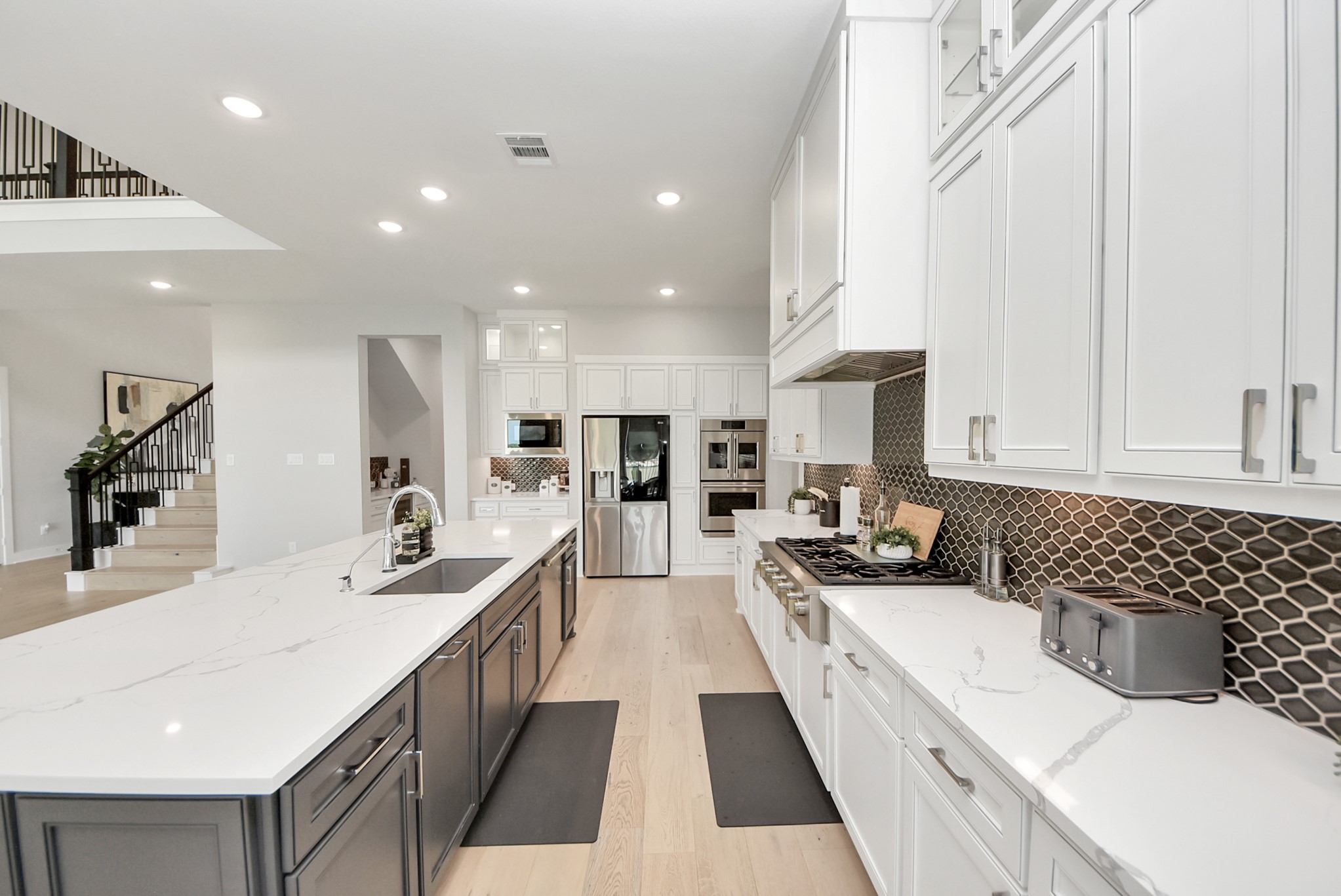 20126 Cabrillo Ridge Drive Property Photo 8