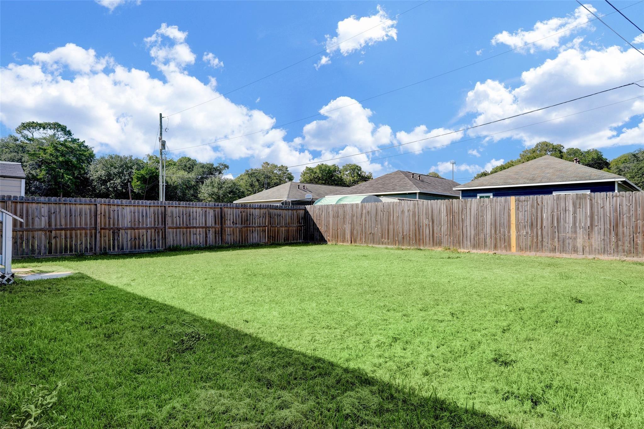1610 W Willis Property Photo 18
