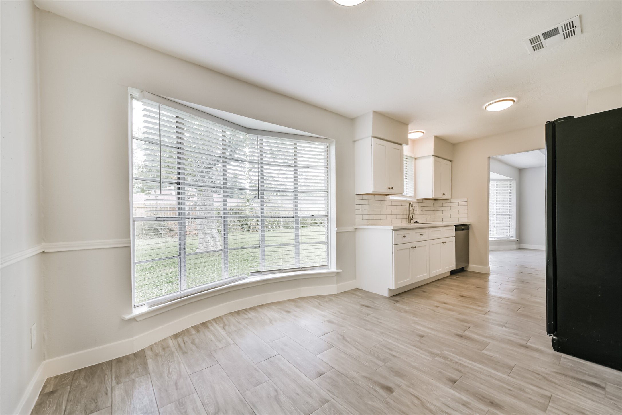 16635 Barcelona Drive Property Photo 8