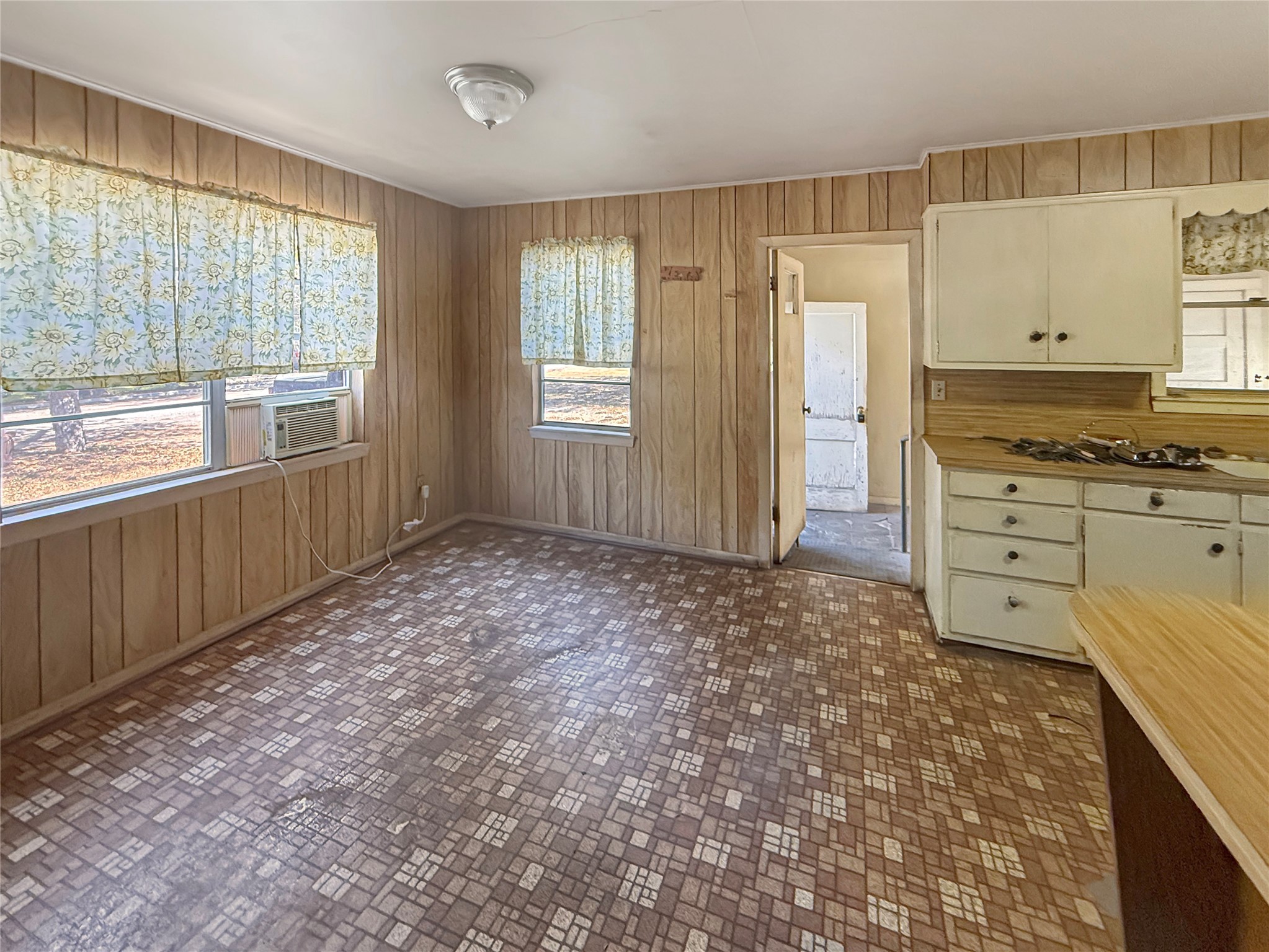 416 N Penn Street Property Photo 5