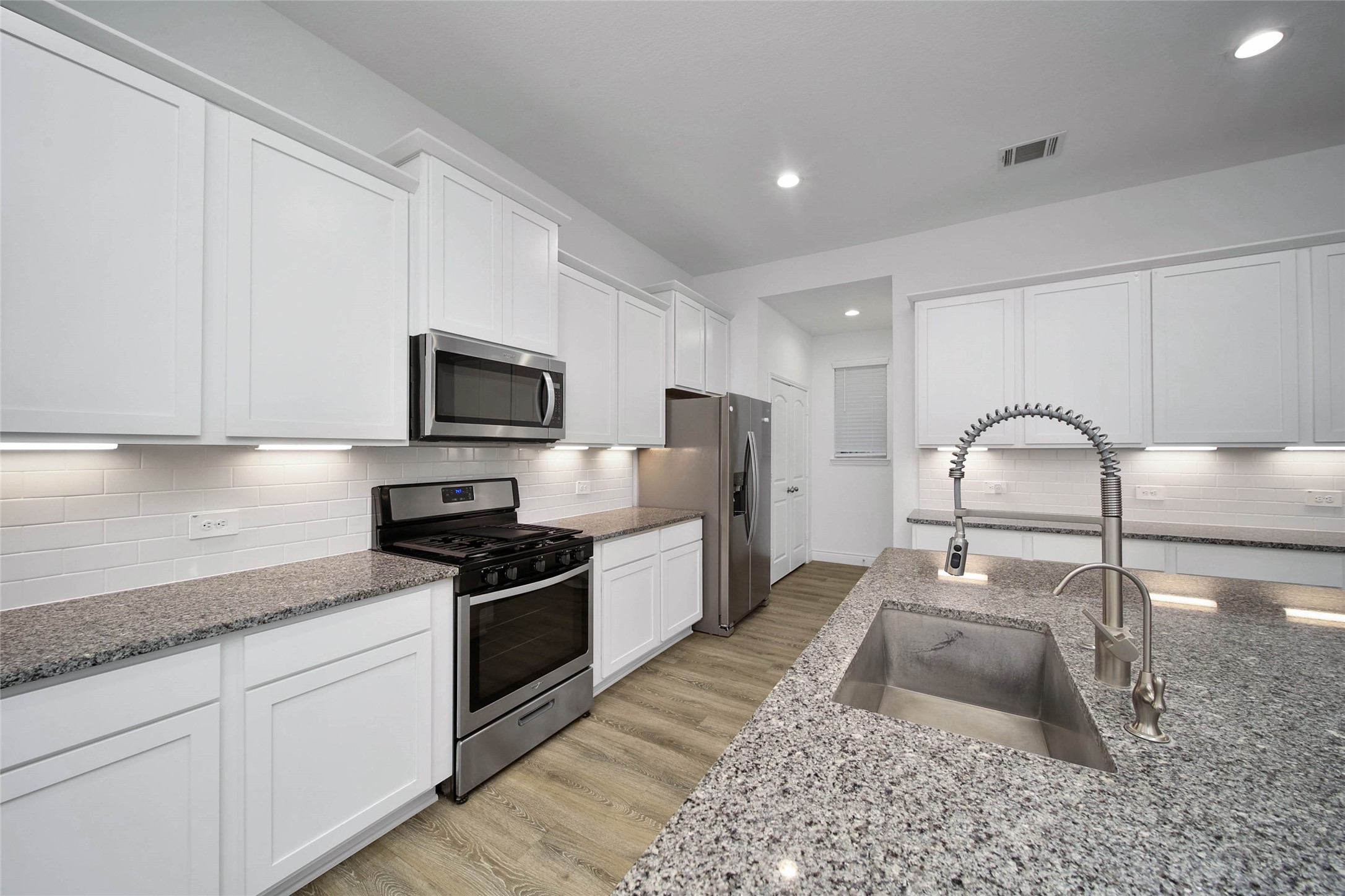 1008 Youth Water Road Property Photo 4