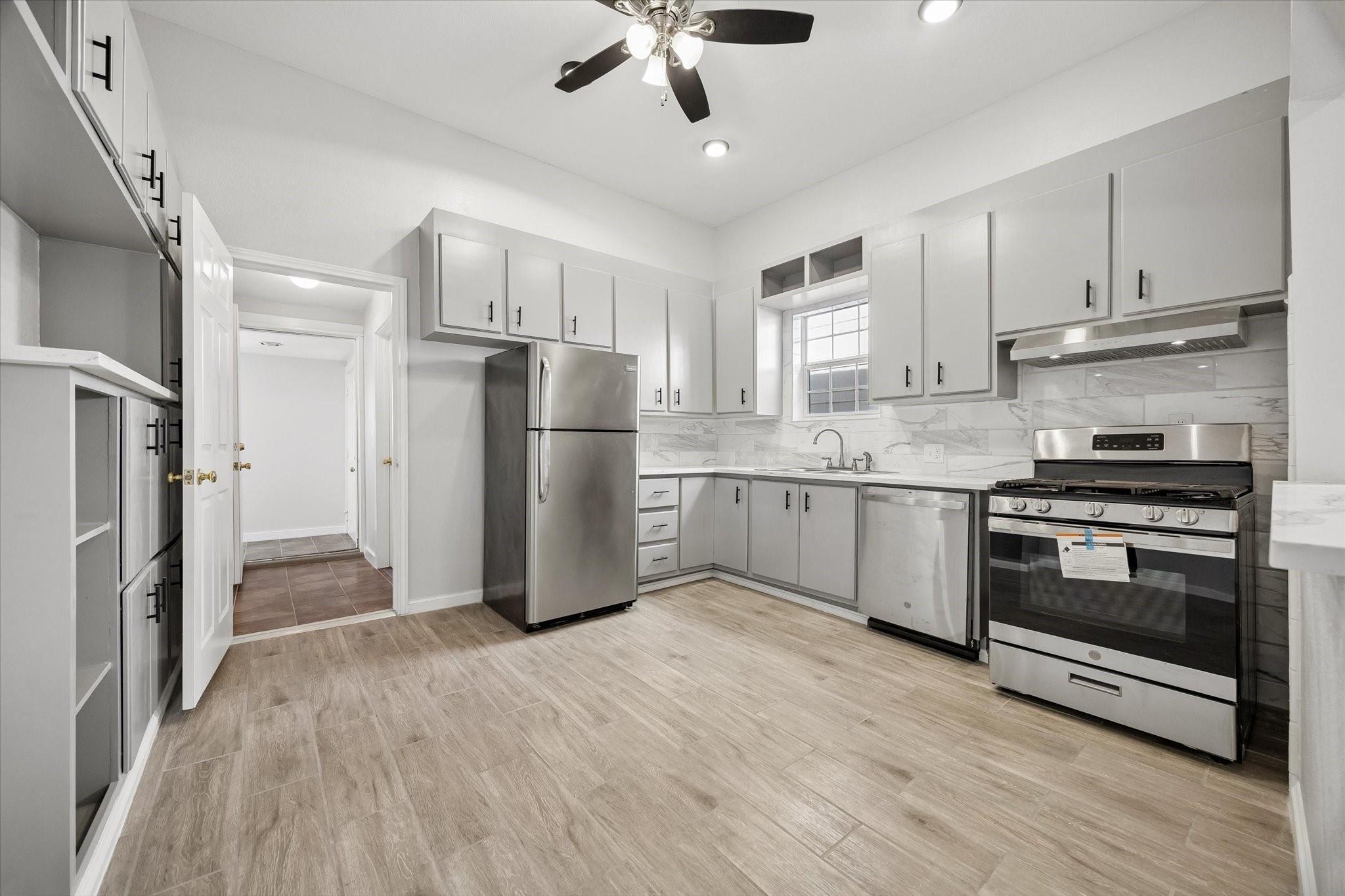 1815 South Street Property Photo 5