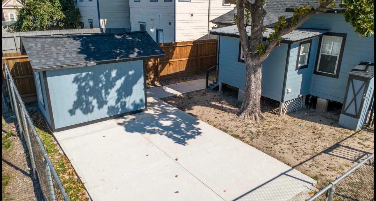 1815 South Street Property Photo 15