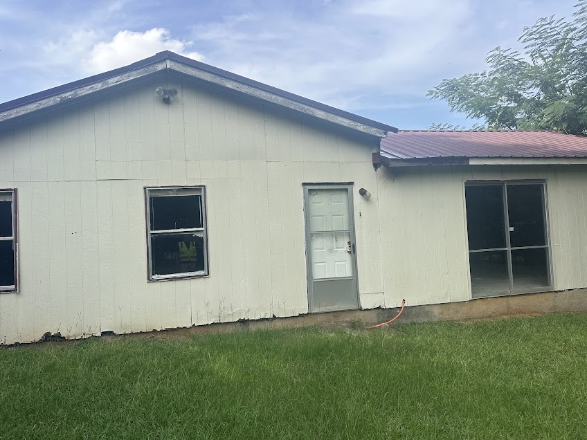 611 Houston Street A Property Photo 13