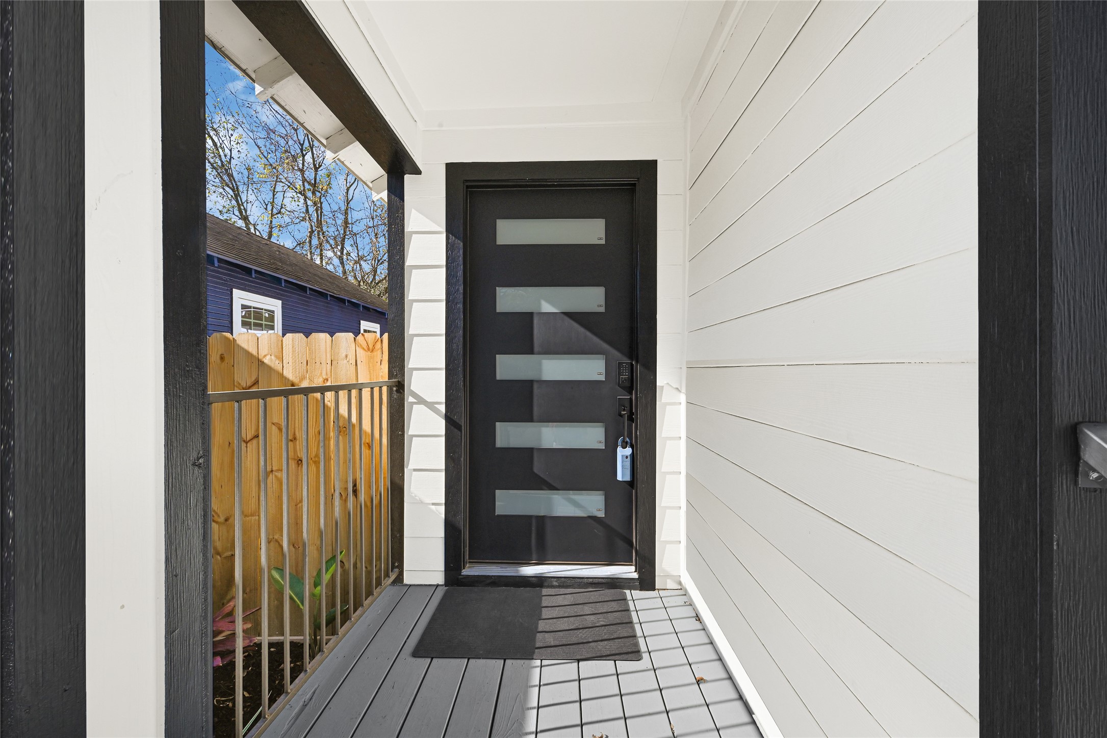 3510 Nagle Street Property Photo 4