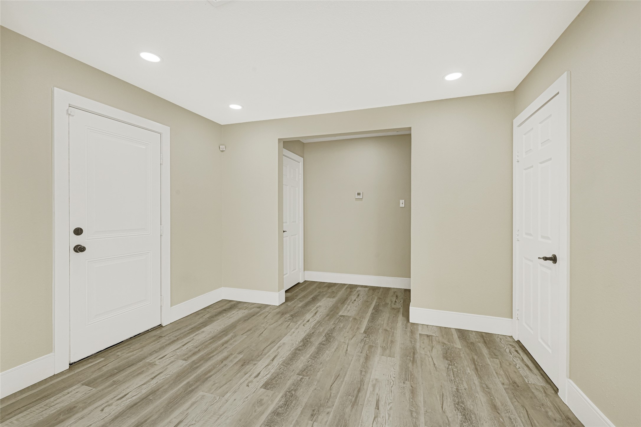 3510 Nagle Street Property Photo 13