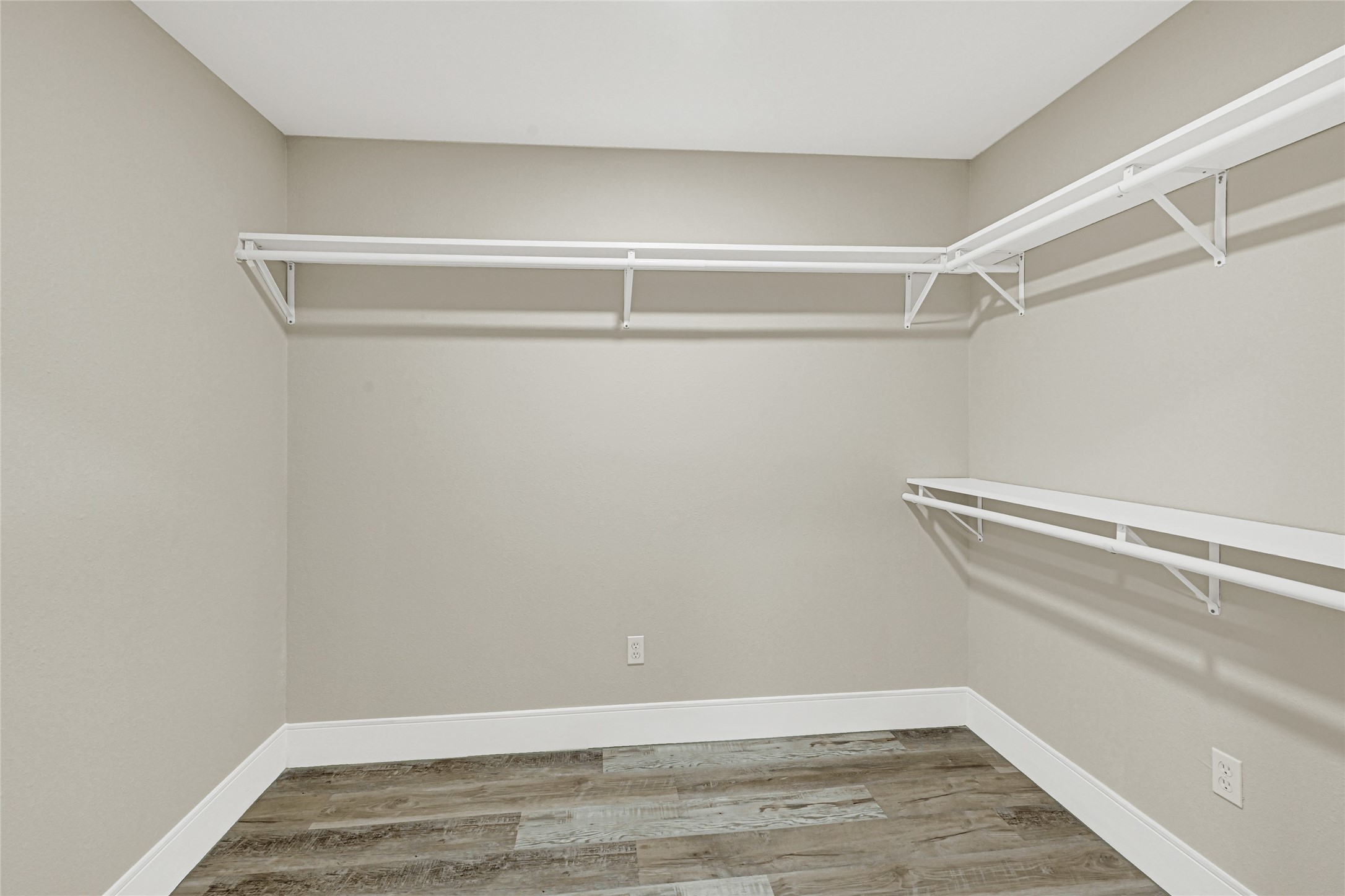 3510 Nagle Street Property Photo 19