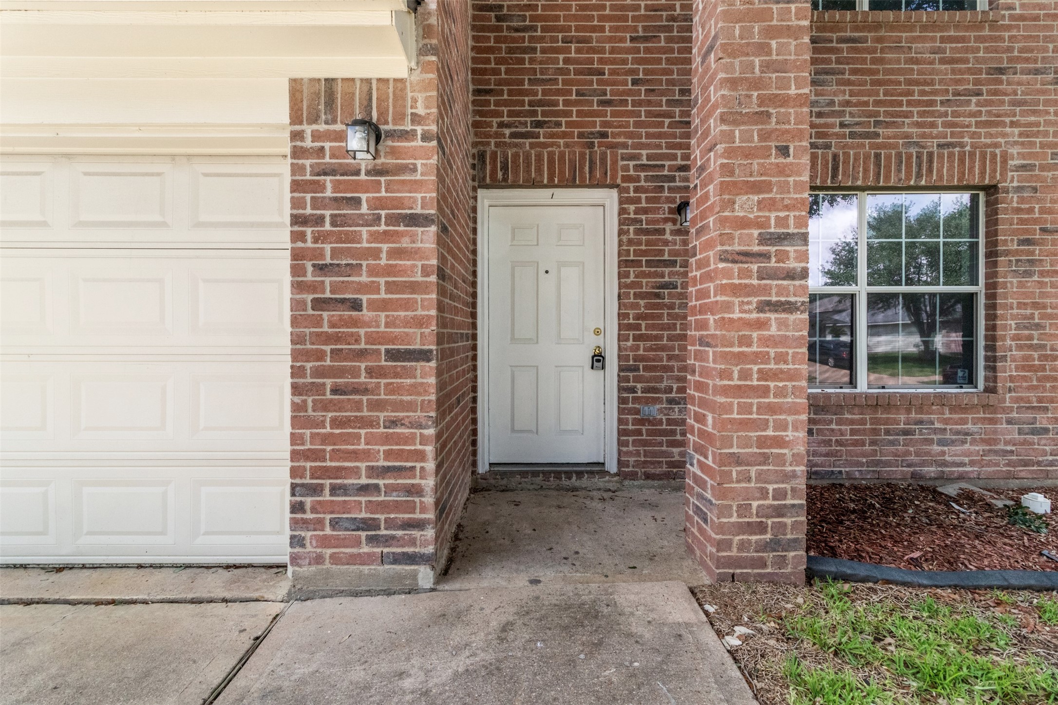 19747 Byron Meadows Drive Property Photo 3