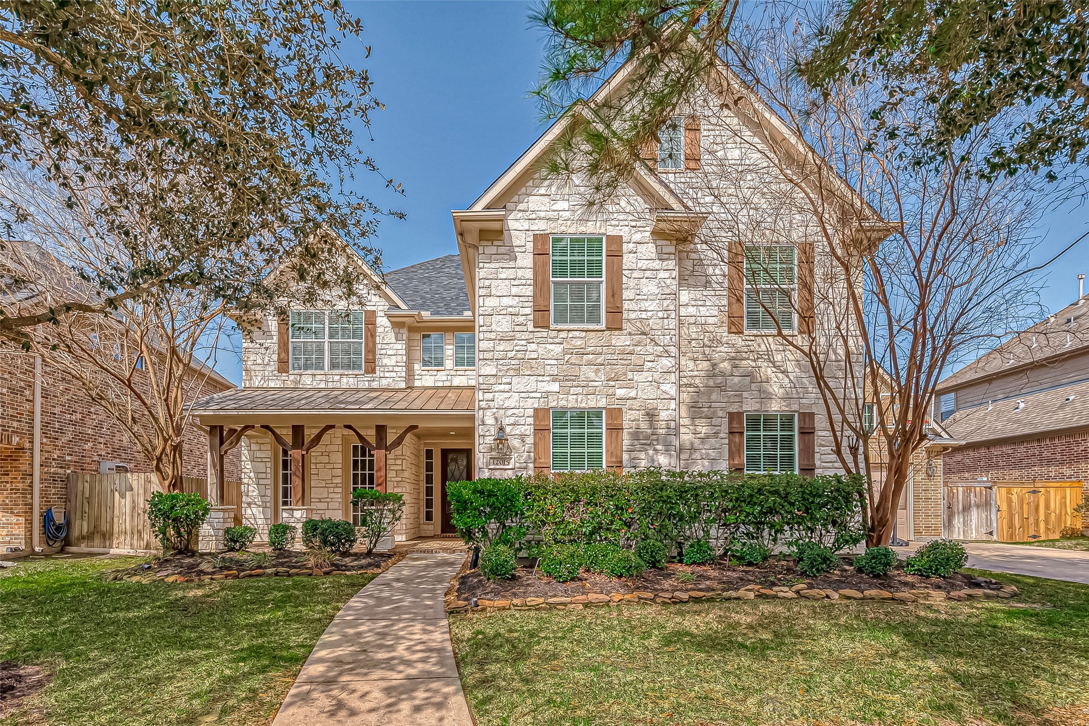 12015 Wind Cove Place Court Property Photo