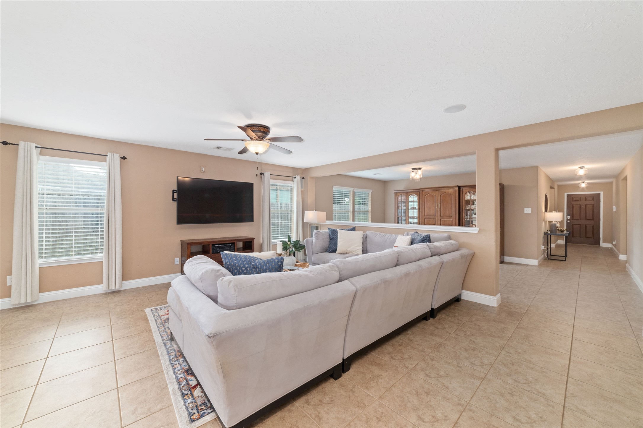 16110 Peach Bluff Lane Property Photo 10